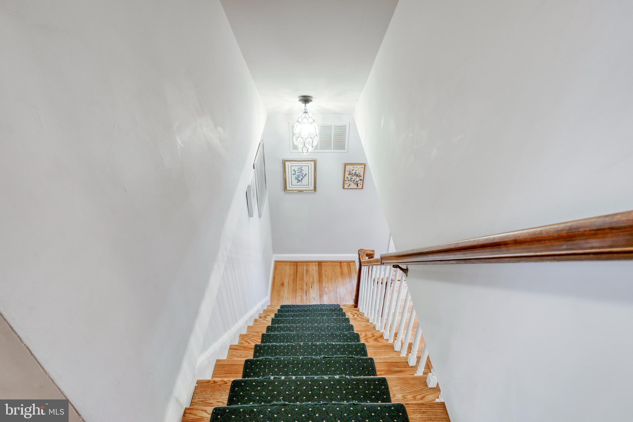 CLEARVIEW MANOR - Residential