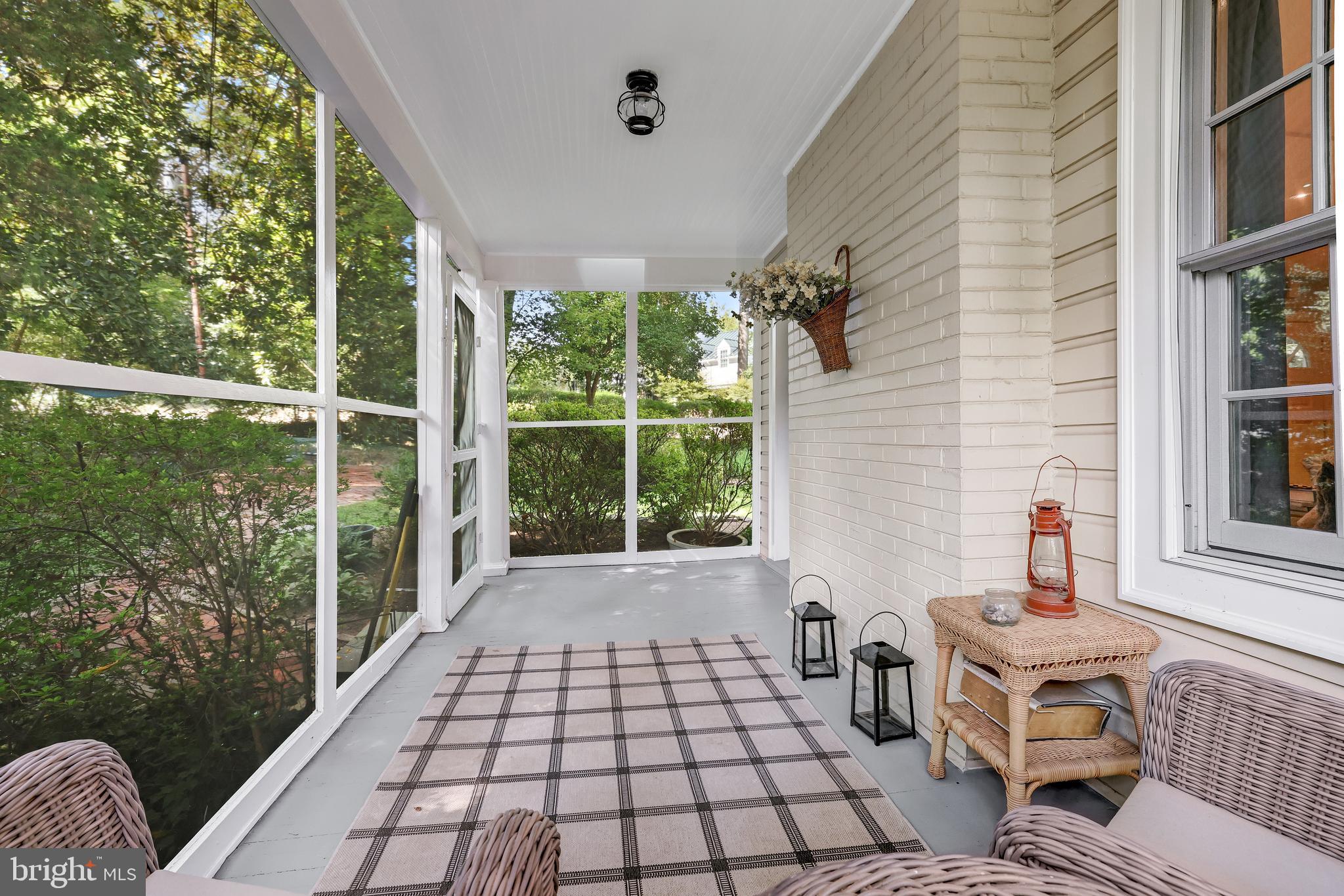 CLEARVIEW MANOR - Residential