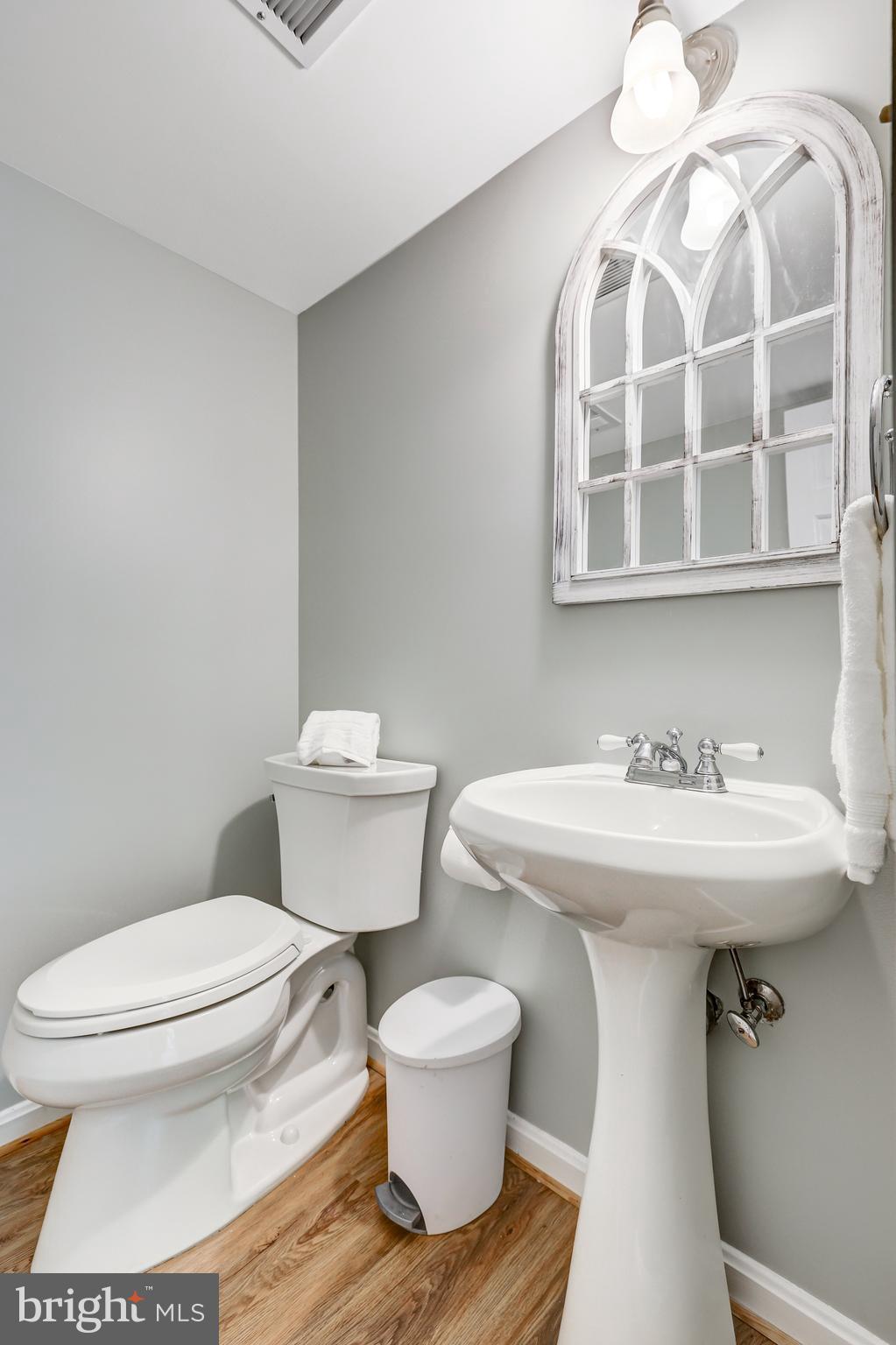 CLEARVIEW MANOR - Residential