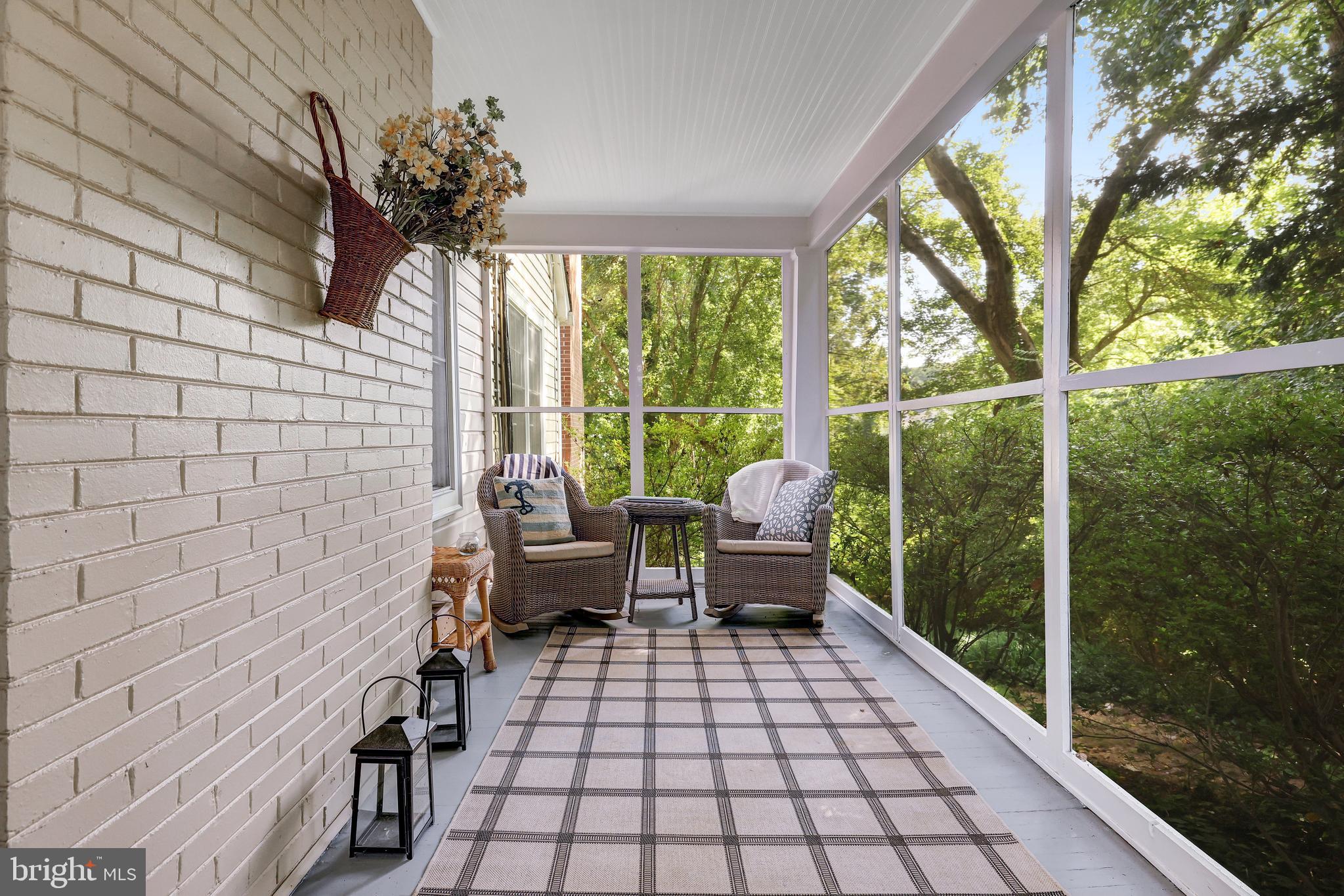 CLEARVIEW MANOR - Residential