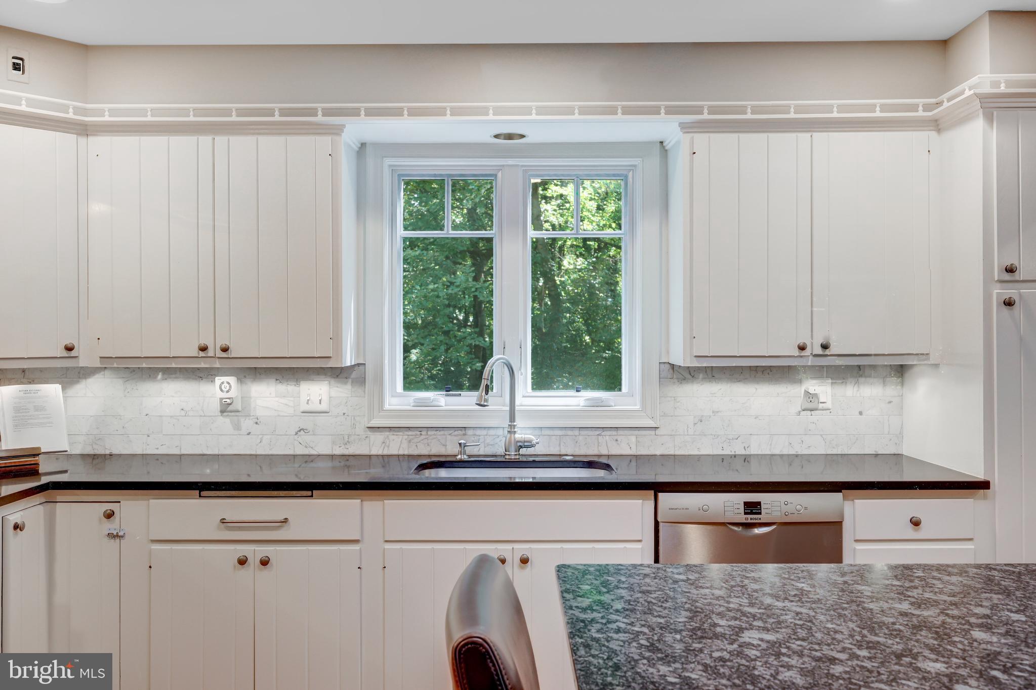 CLEARVIEW MANOR - Residential