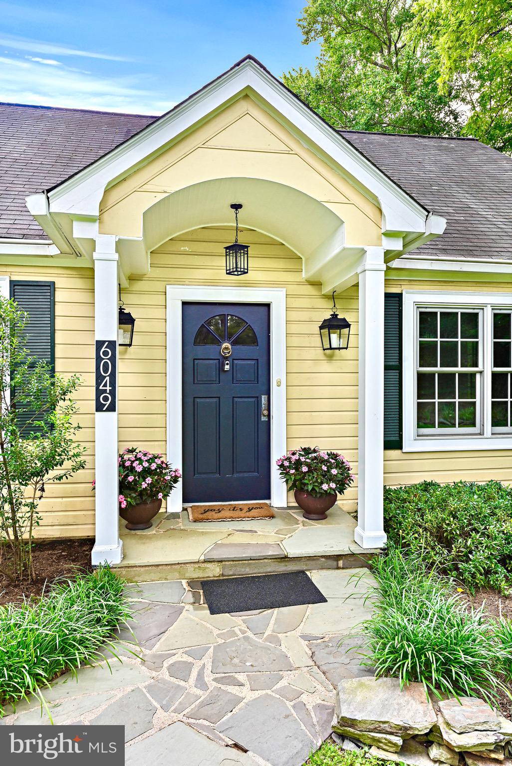 CLEARVIEW MANOR - Residential