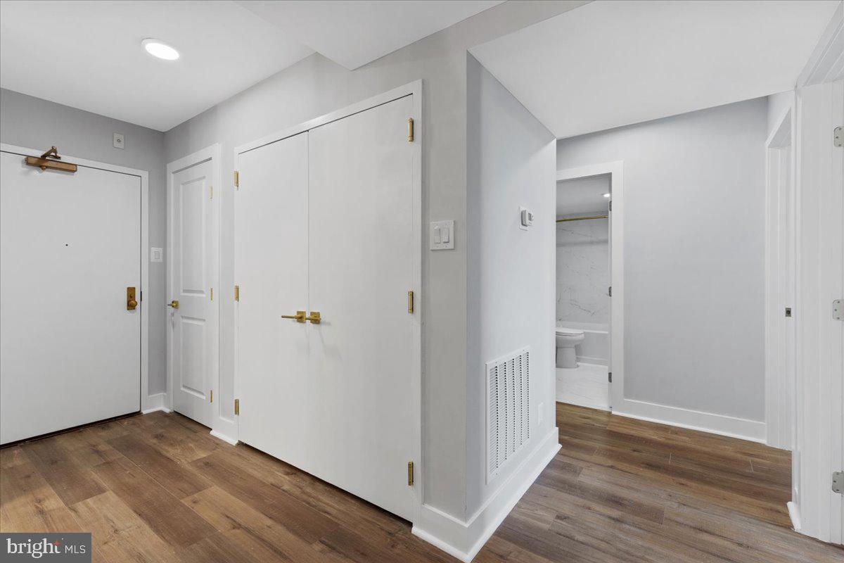 TOWER VILLAS - Residential