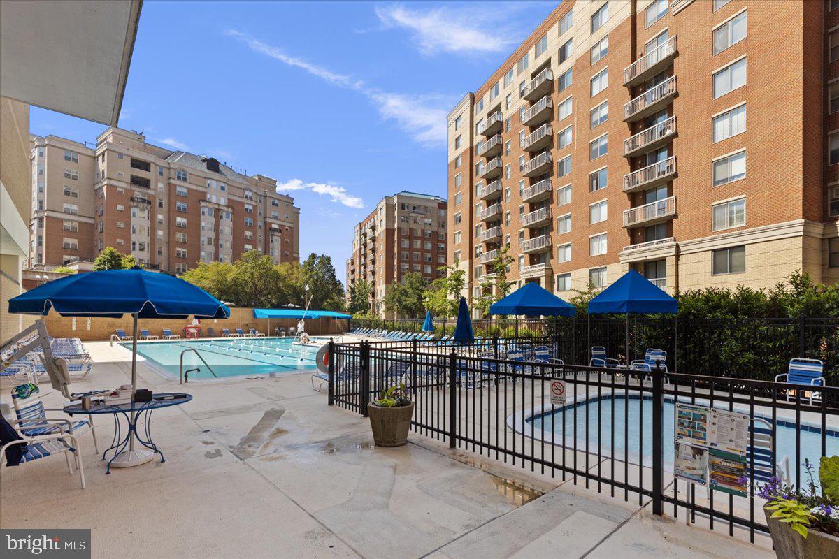 TOWER VILLAS - Residential