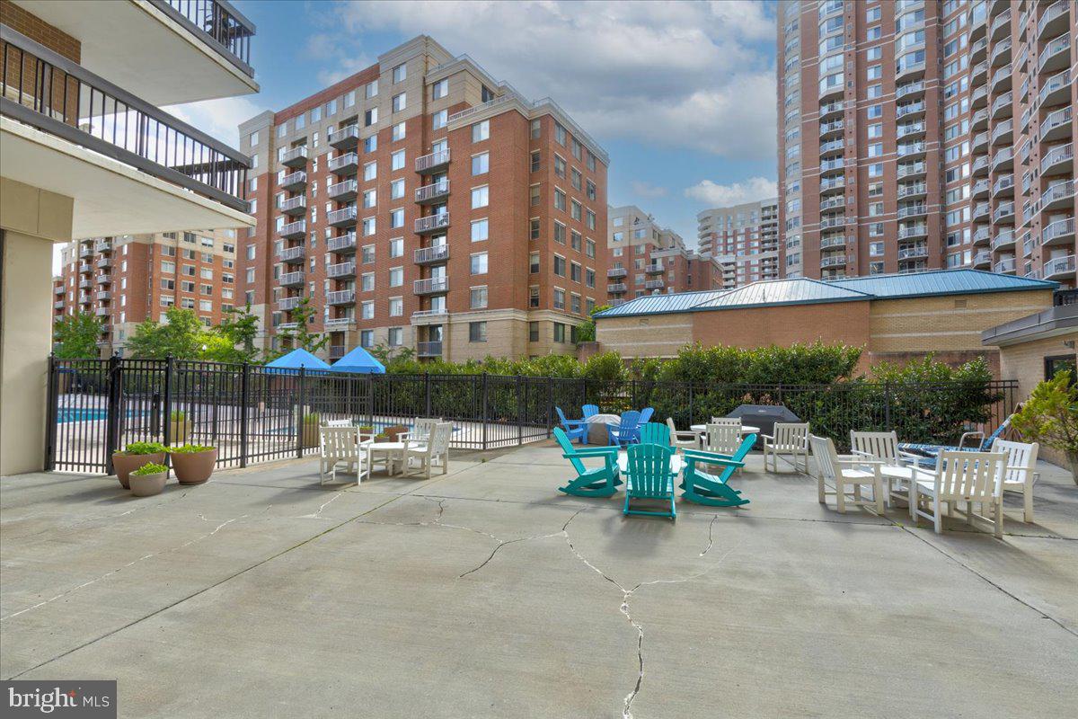 TOWER VILLAS - Residential