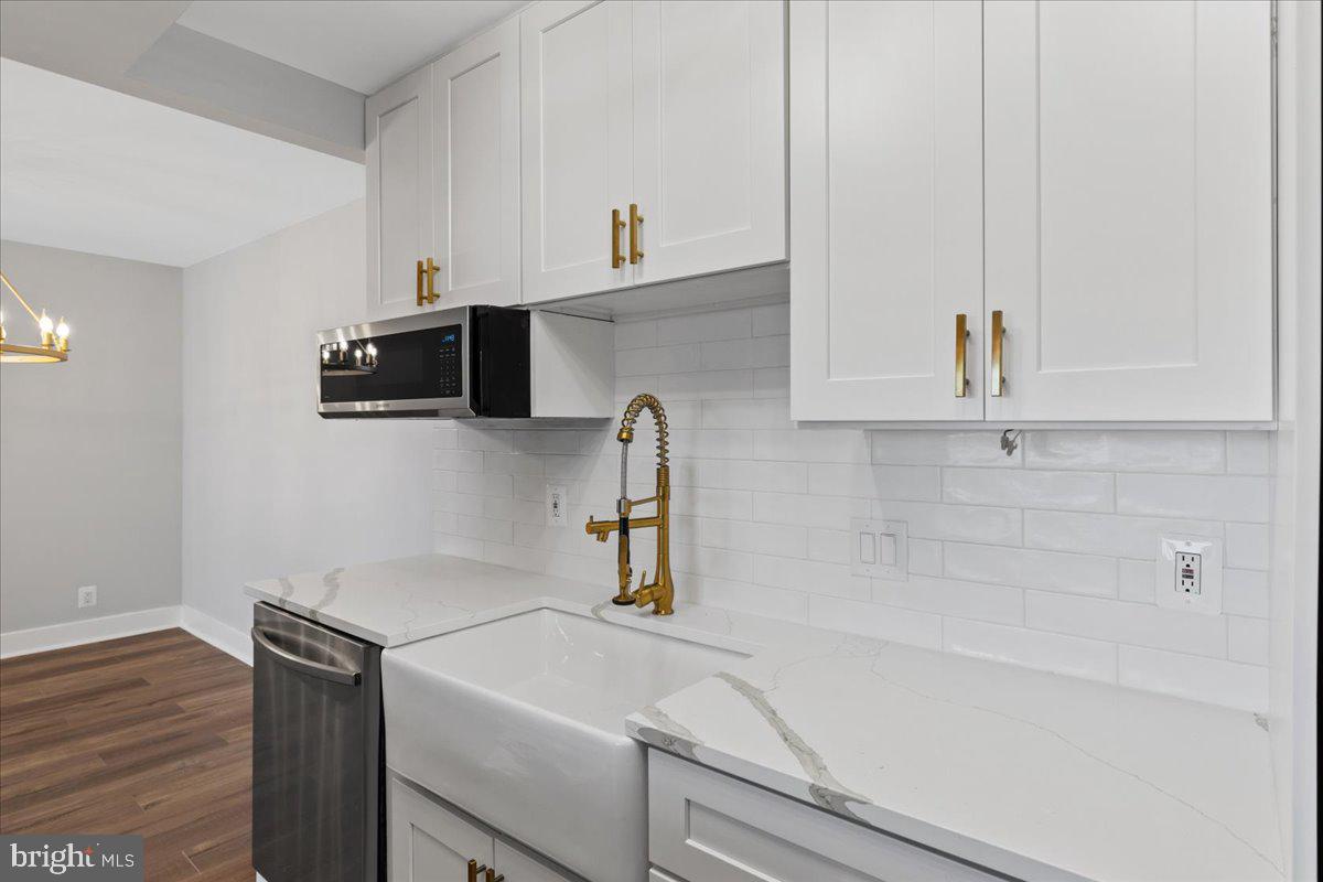 TOWER VILLAS - Residential