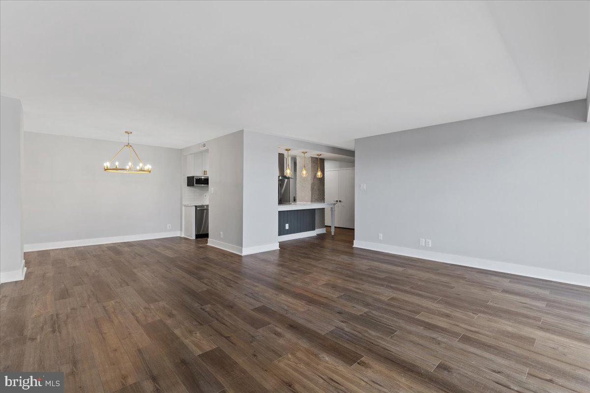 TOWER VILLAS - Residential