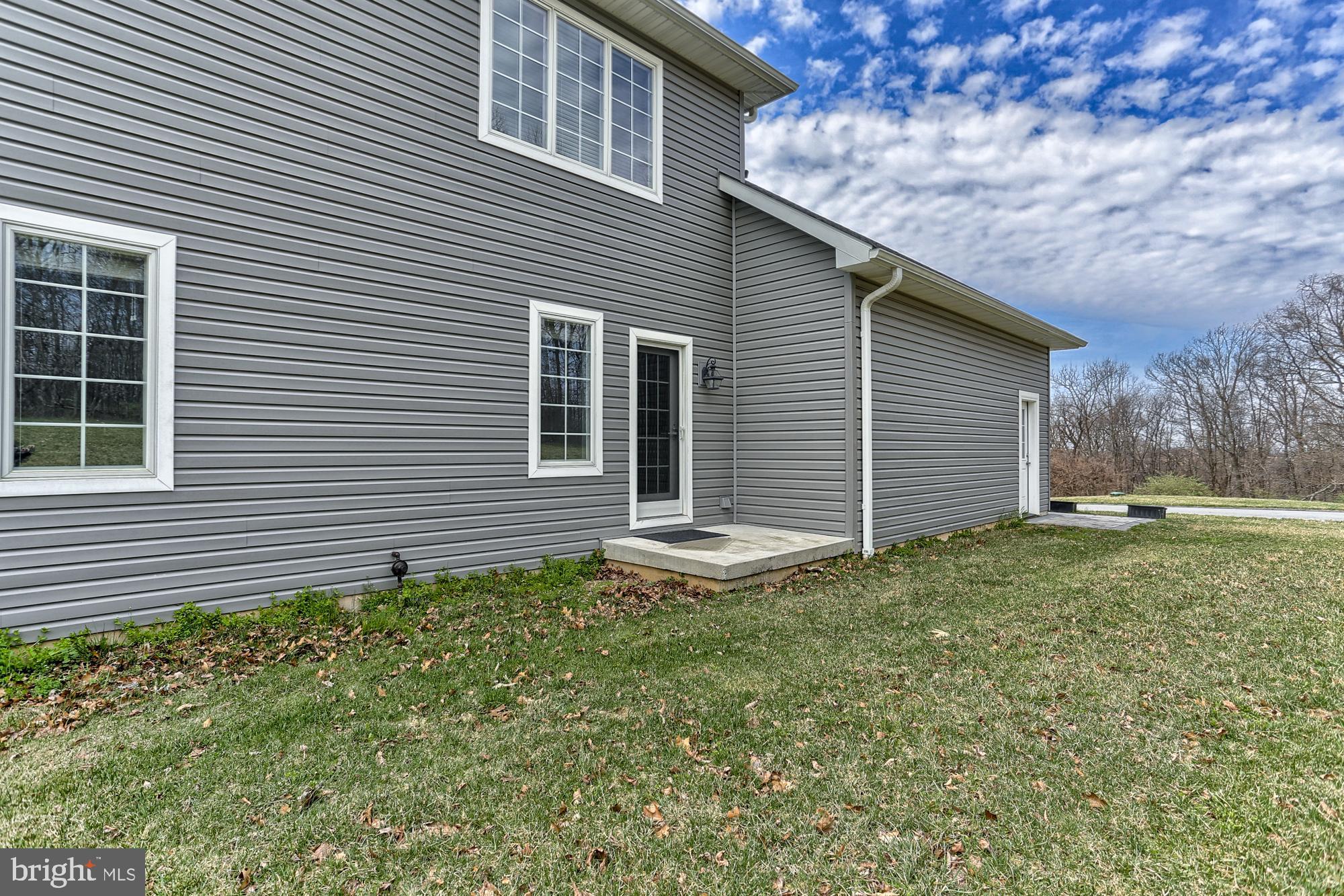 WEST MANHEIM - Residential
