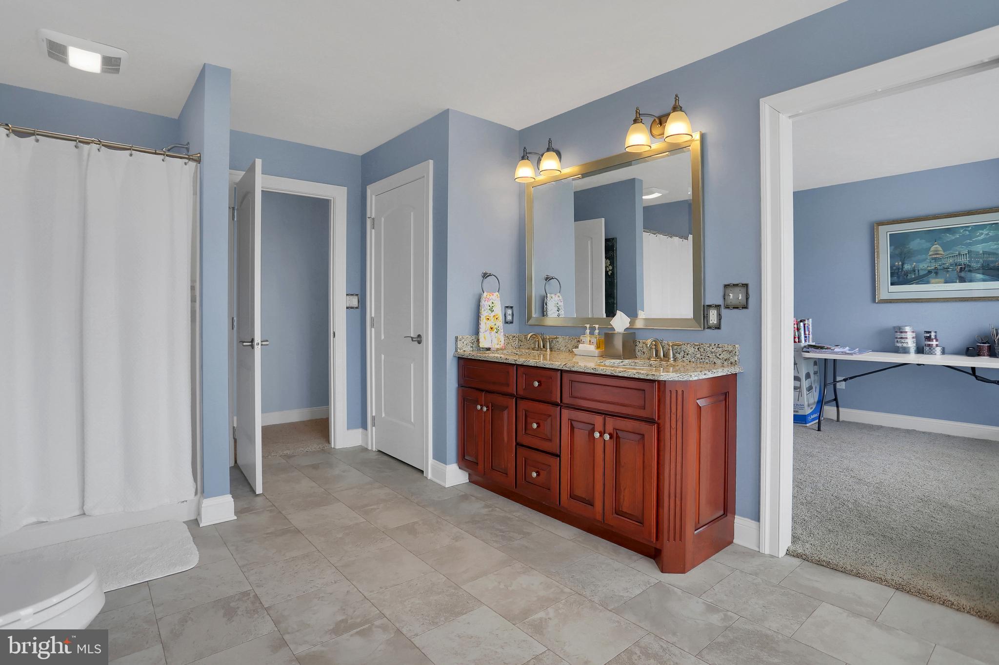 WEST MANHEIM - Residential