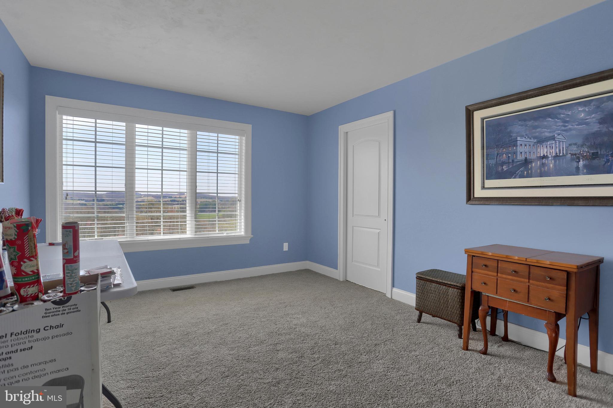 WEST MANHEIM - Residential