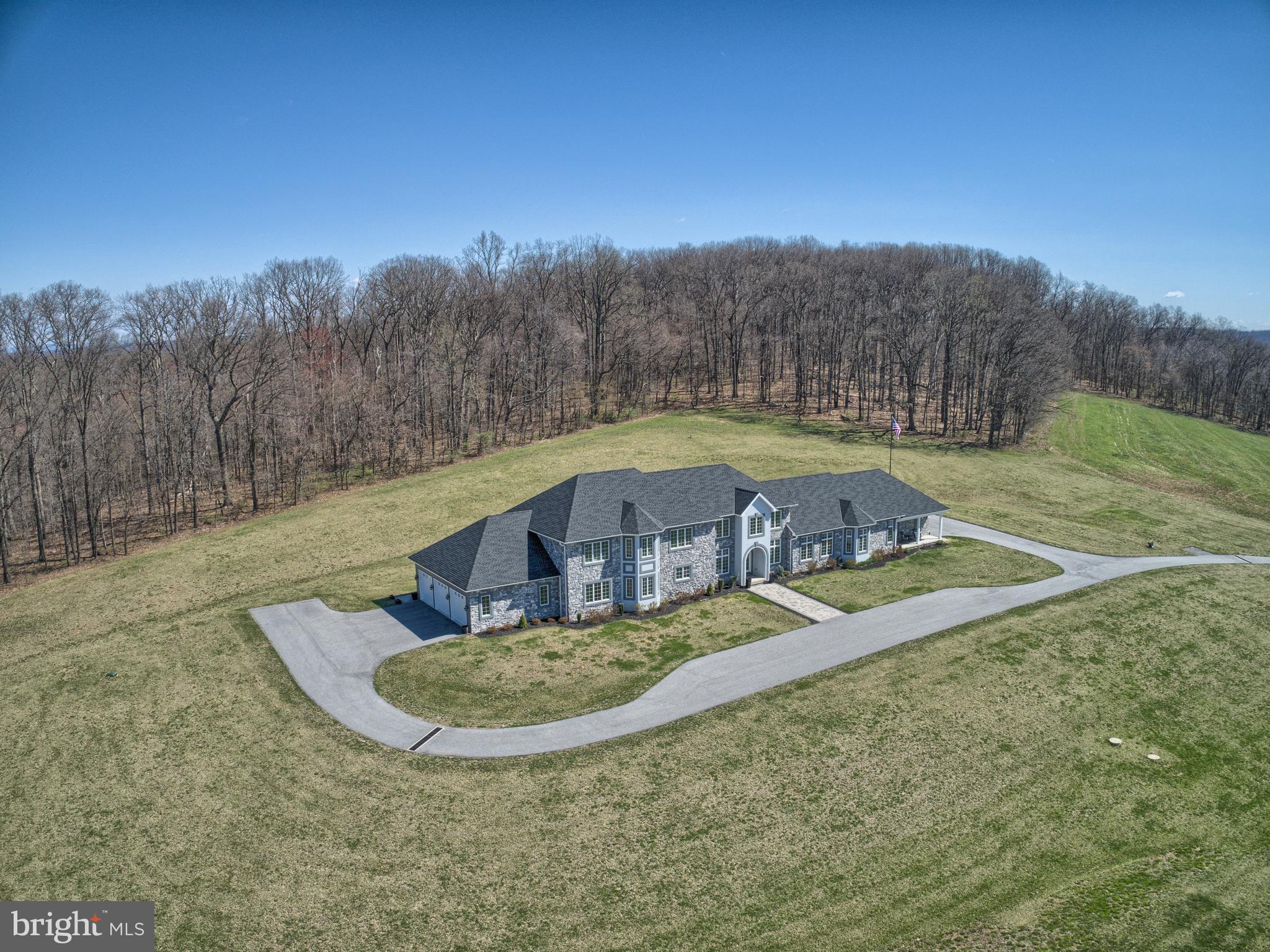 WEST MANHEIM - Residential