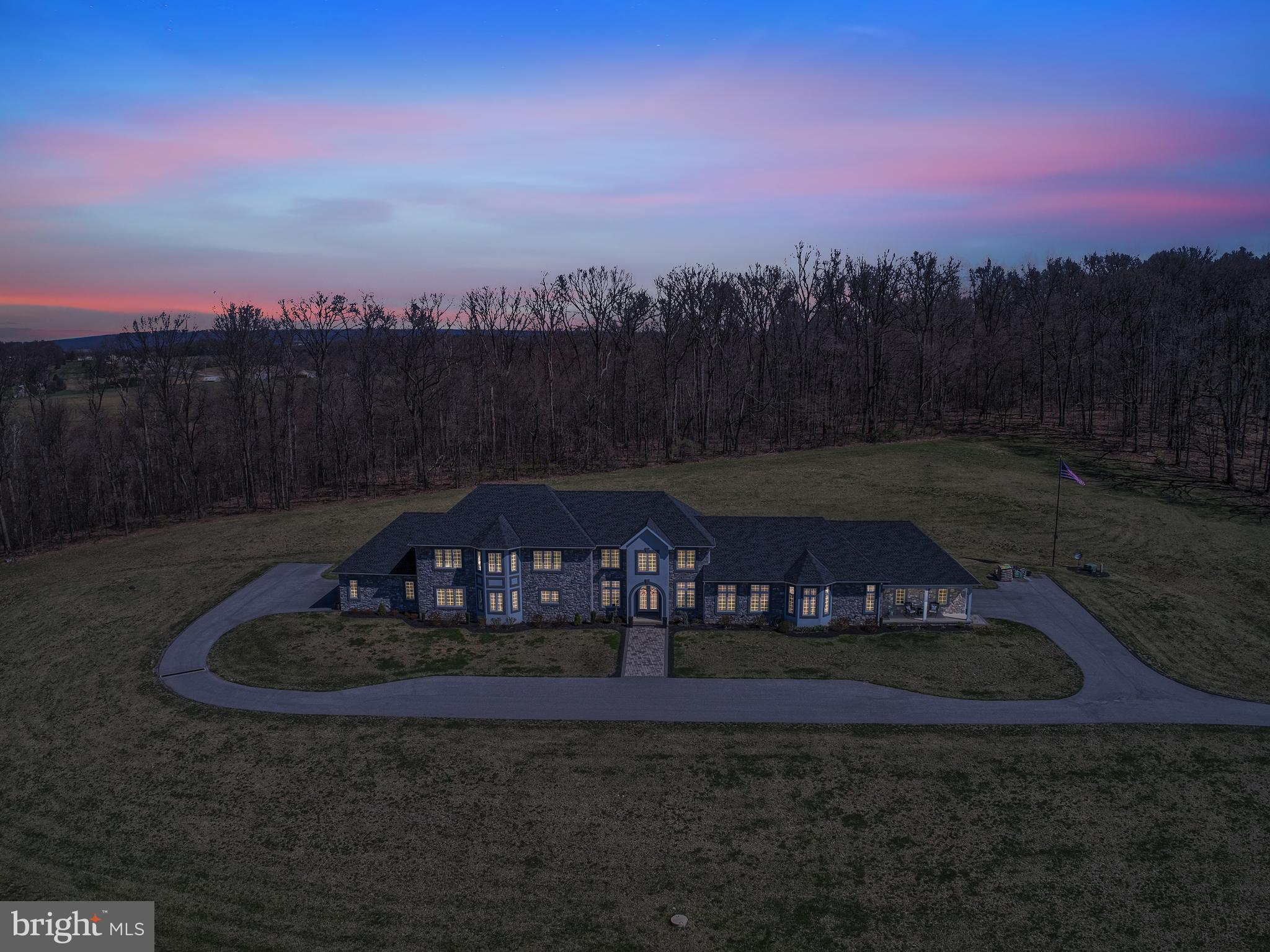 WEST MANHEIM - Residential