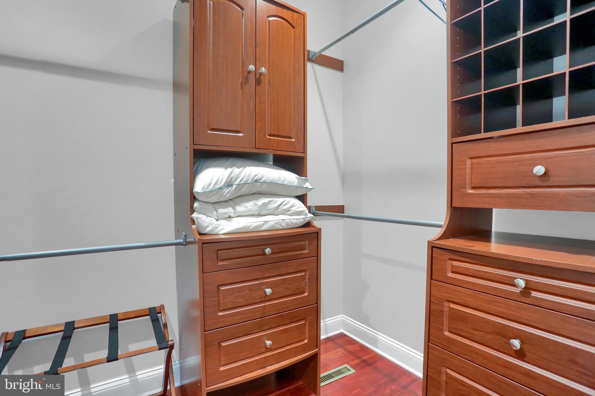 WEST MANHEIM - Residential