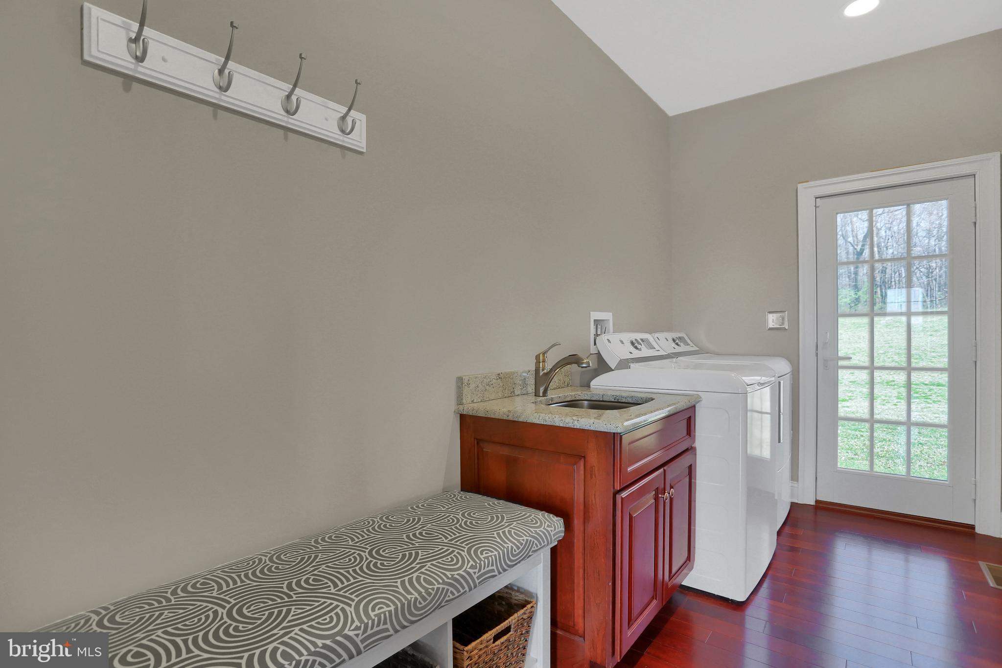 WEST MANHEIM - Residential