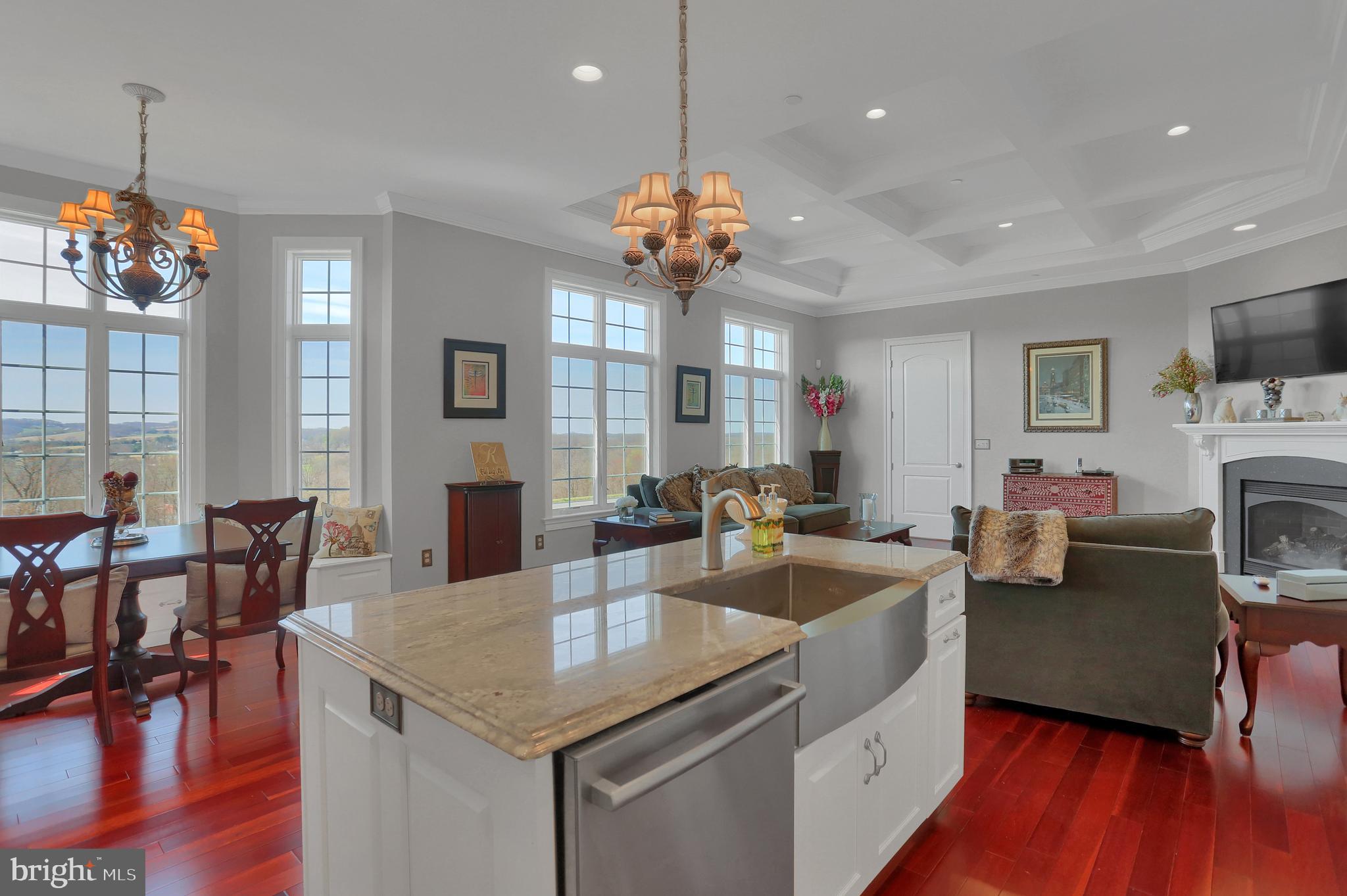 WEST MANHEIM - Residential