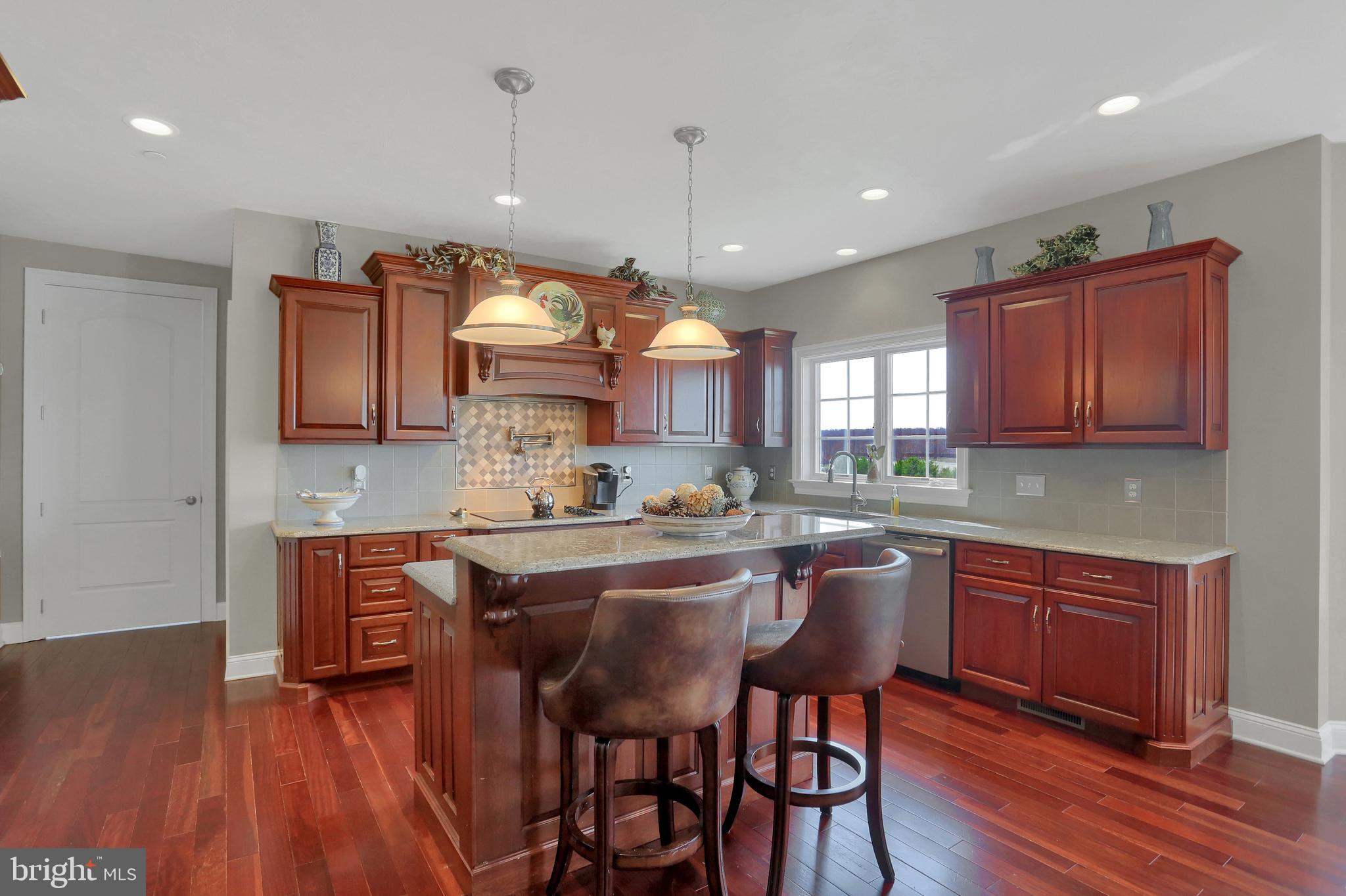 WEST MANHEIM - Residential
