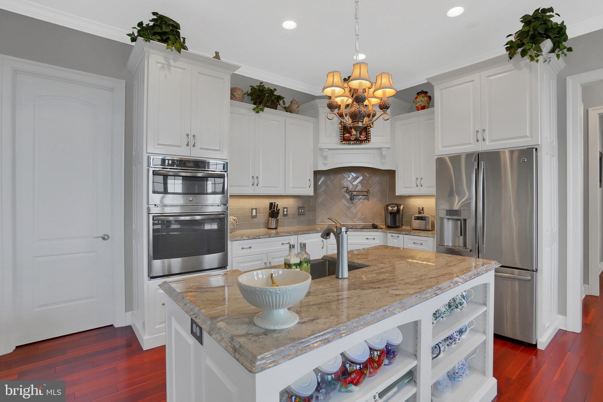 WEST MANHEIM - Residential