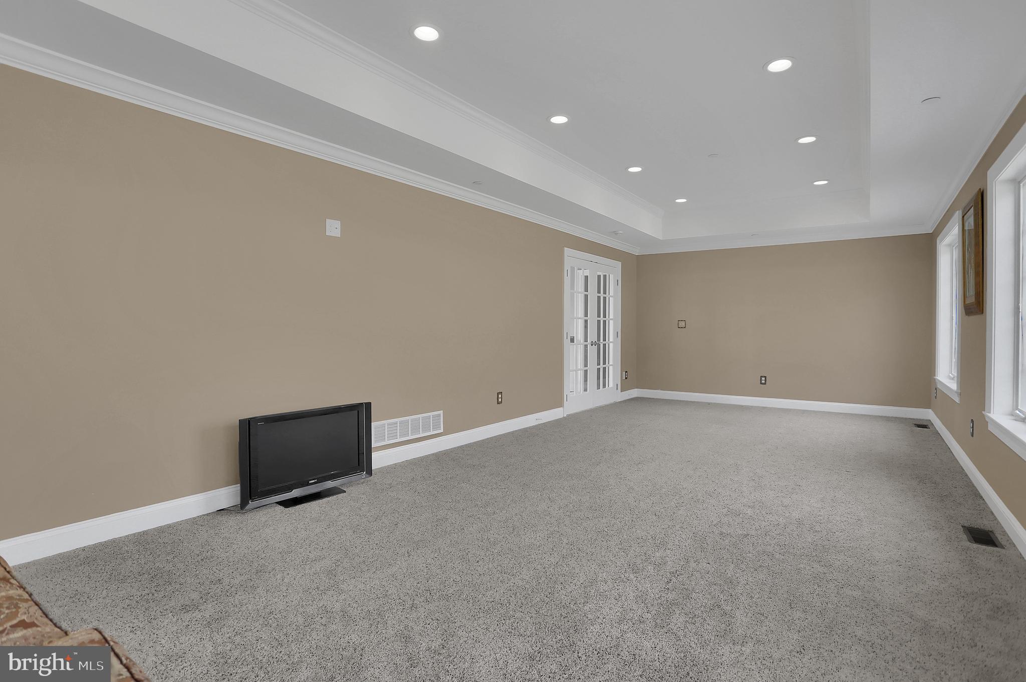 WEST MANHEIM - Residential