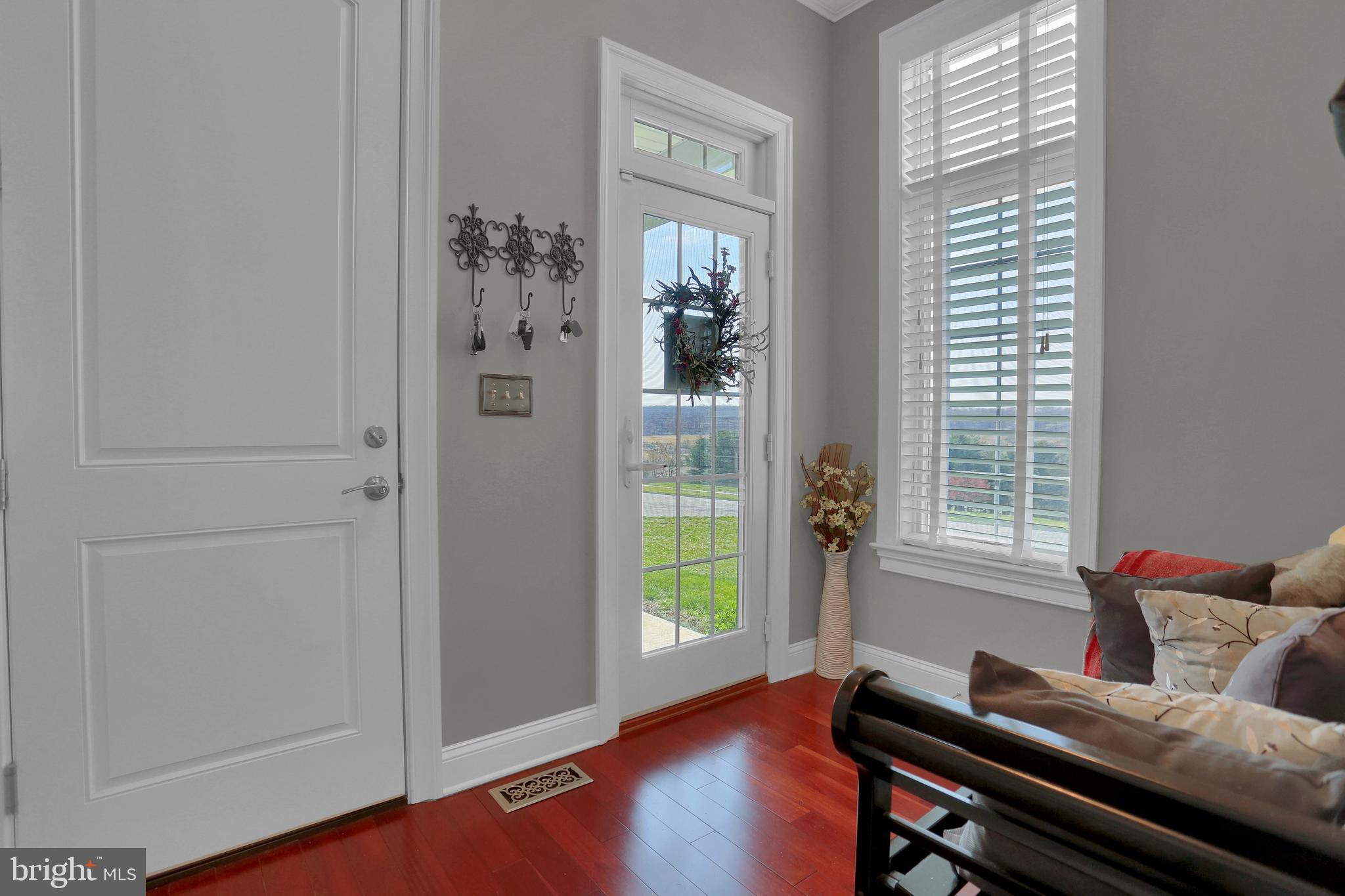 WEST MANHEIM - Residential