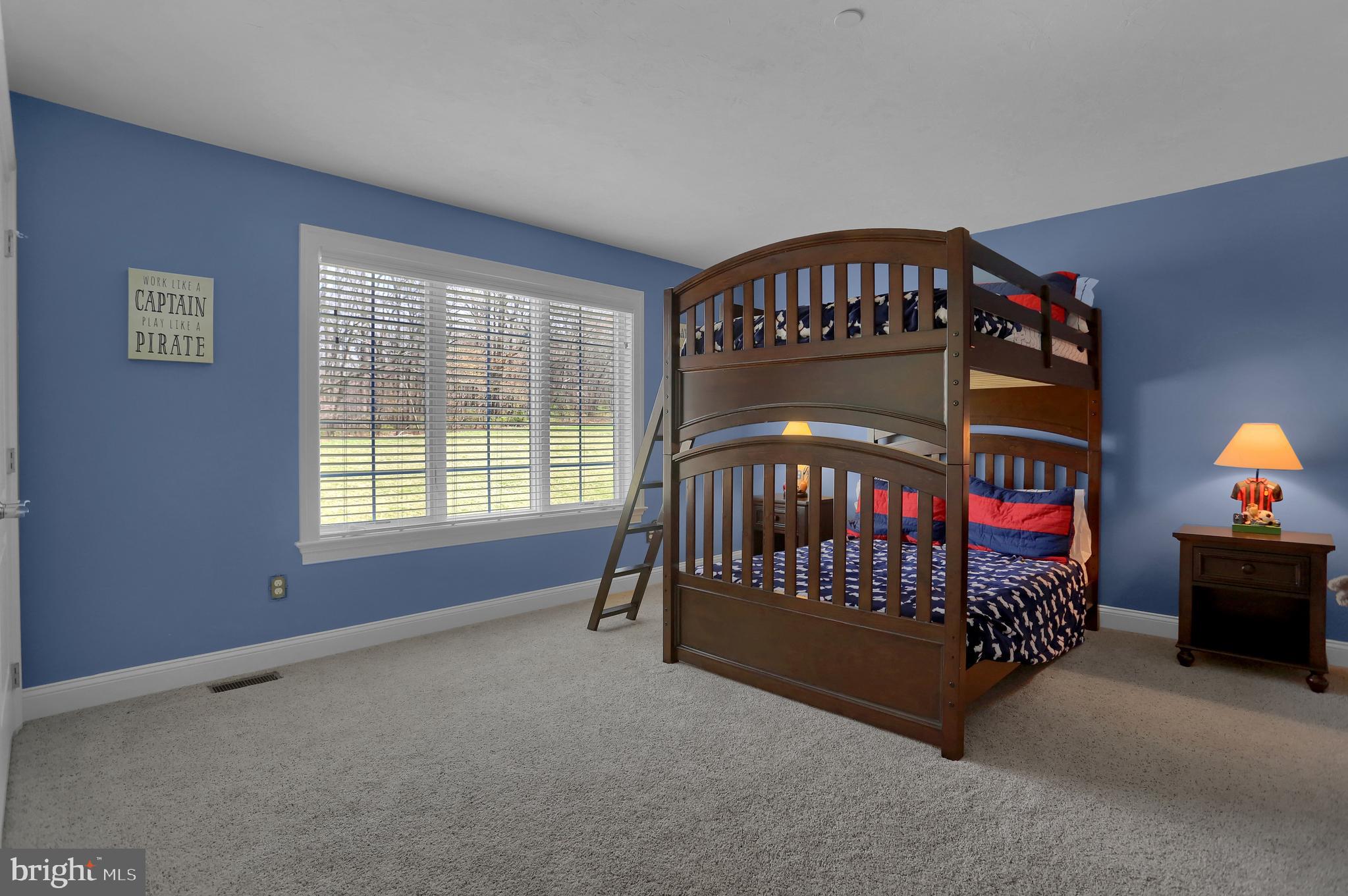 WEST MANHEIM - Residential