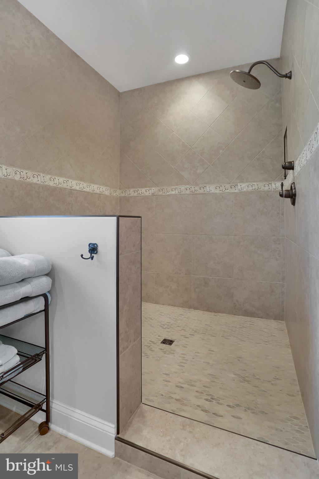 WEST MANHEIM - Residential
