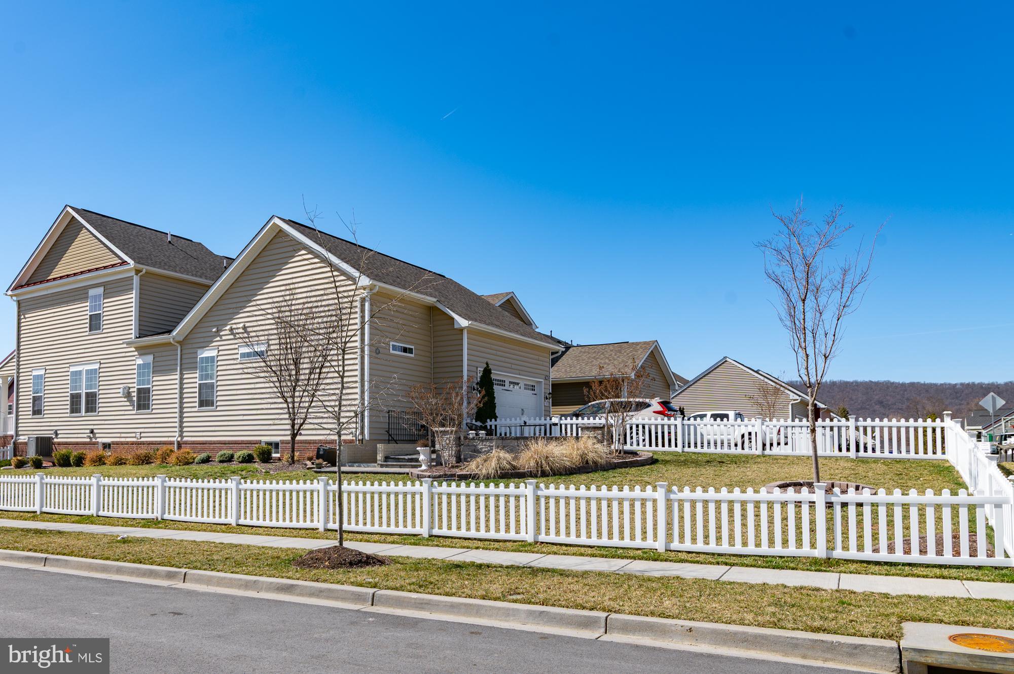 BRUNSWICK CROSSING - Residential