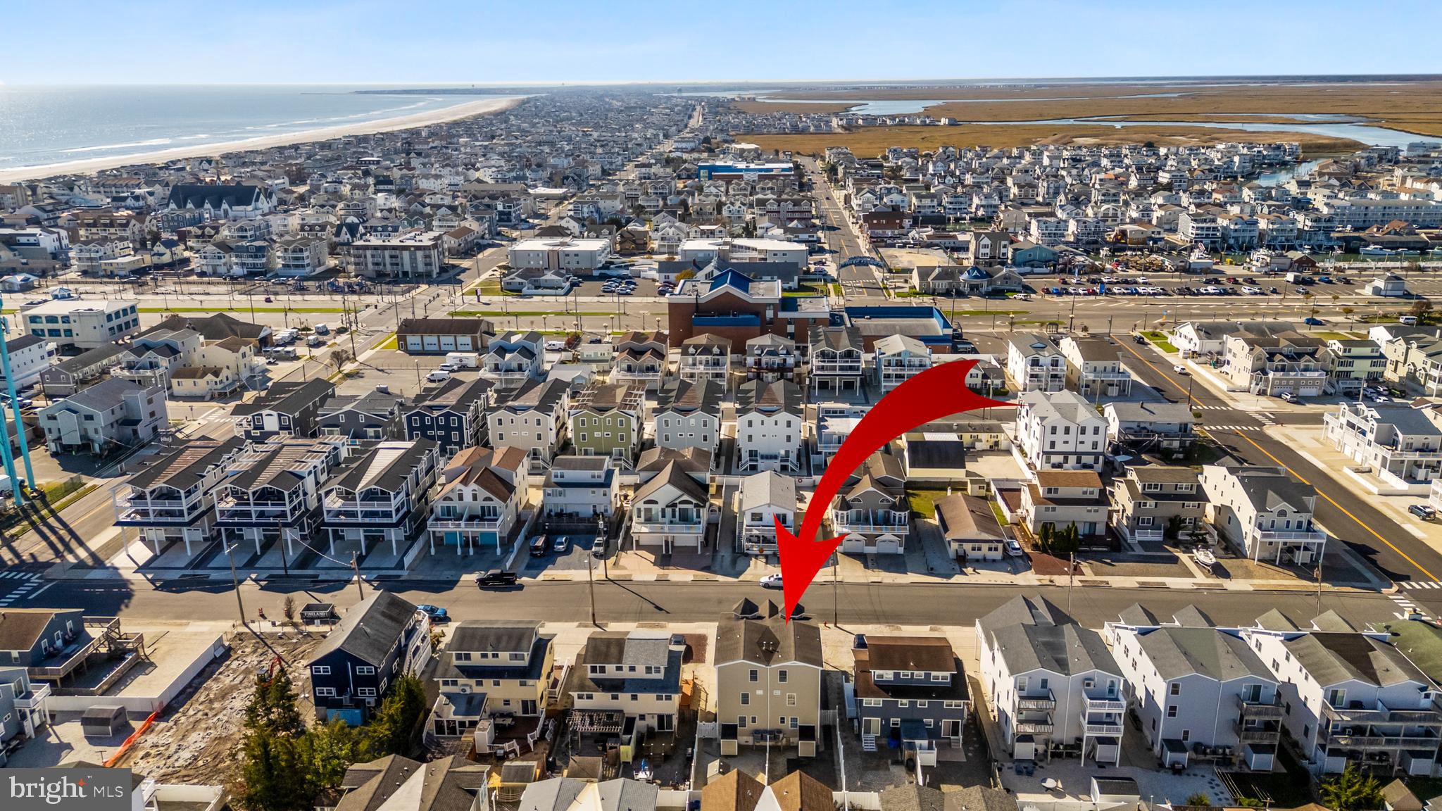 225 39TH STREET WEST UNIT