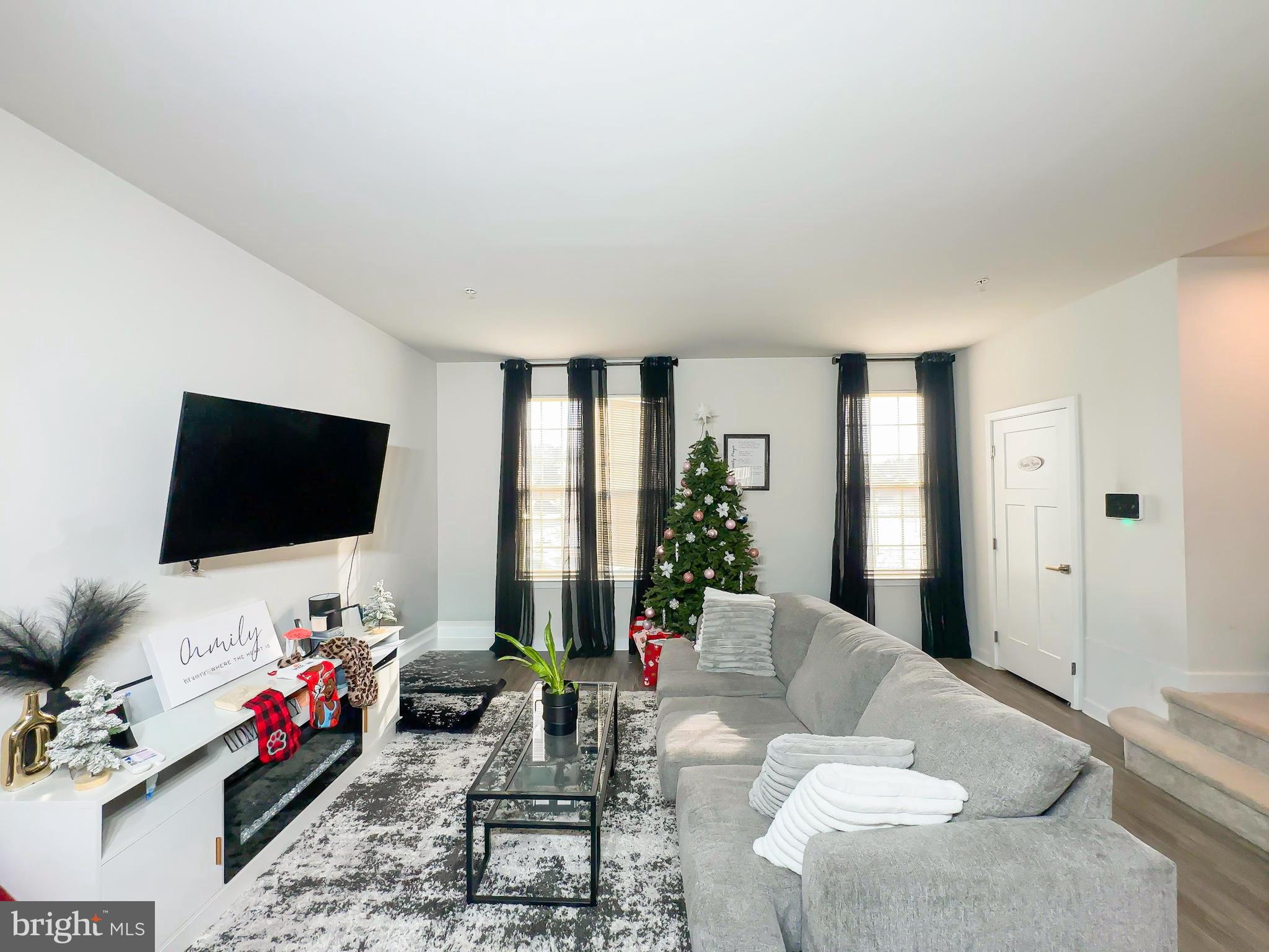 TIMOTHY BRANCH TOWNS - Residential