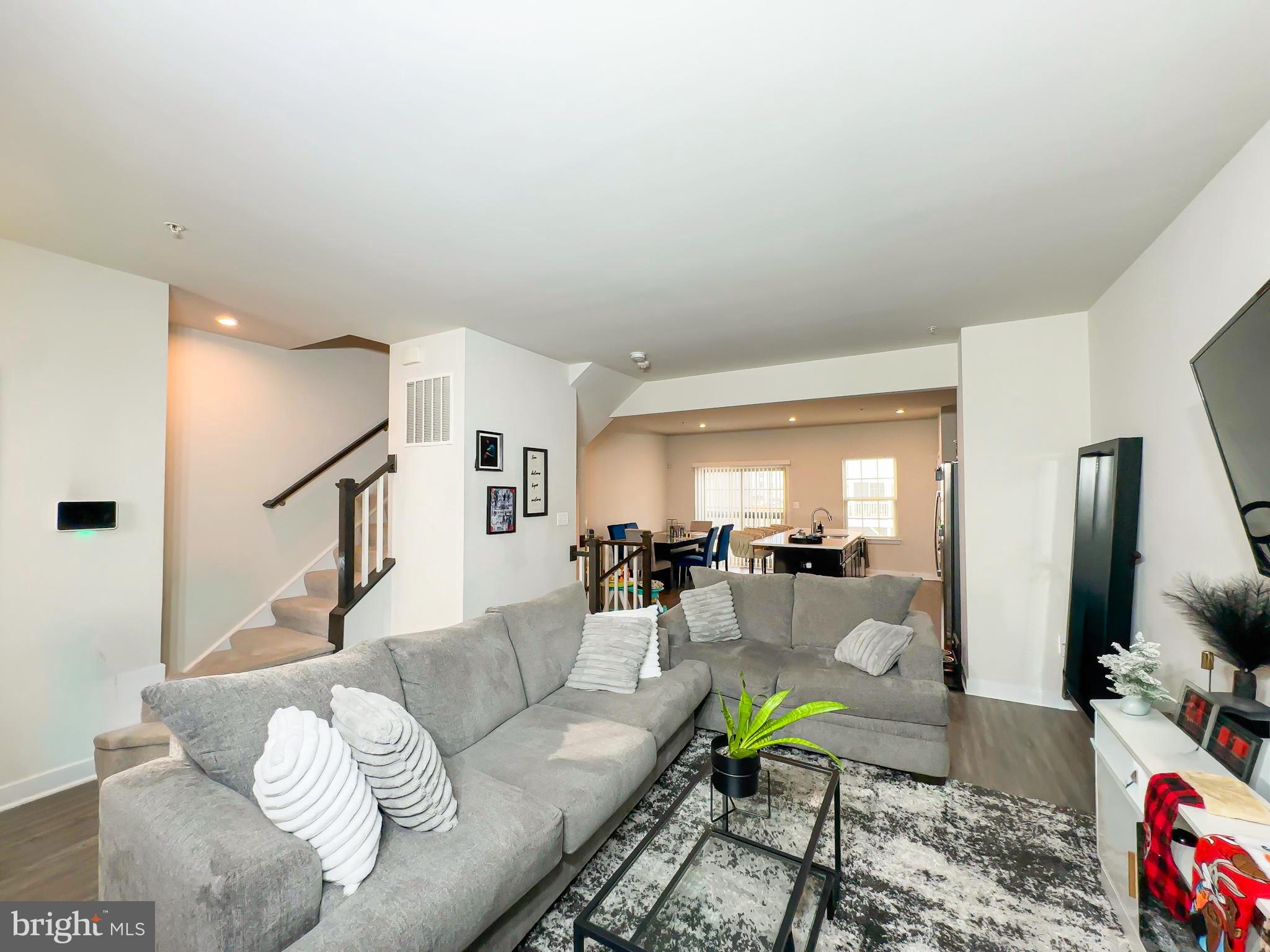 TIMOTHY BRANCH TOWNS - Residential