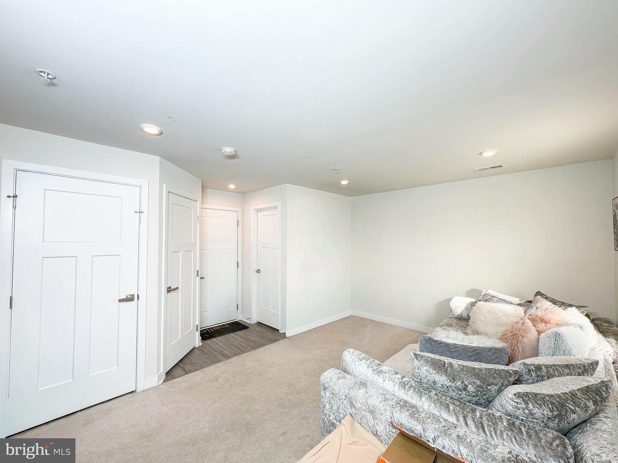 TIMOTHY BRANCH TOWNS - Residential