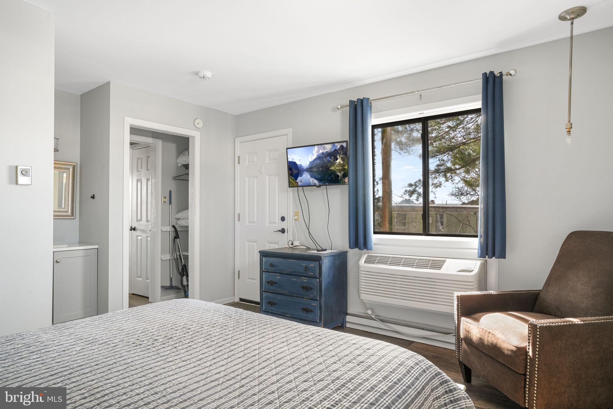 CHINCOTEAGUE - Residential