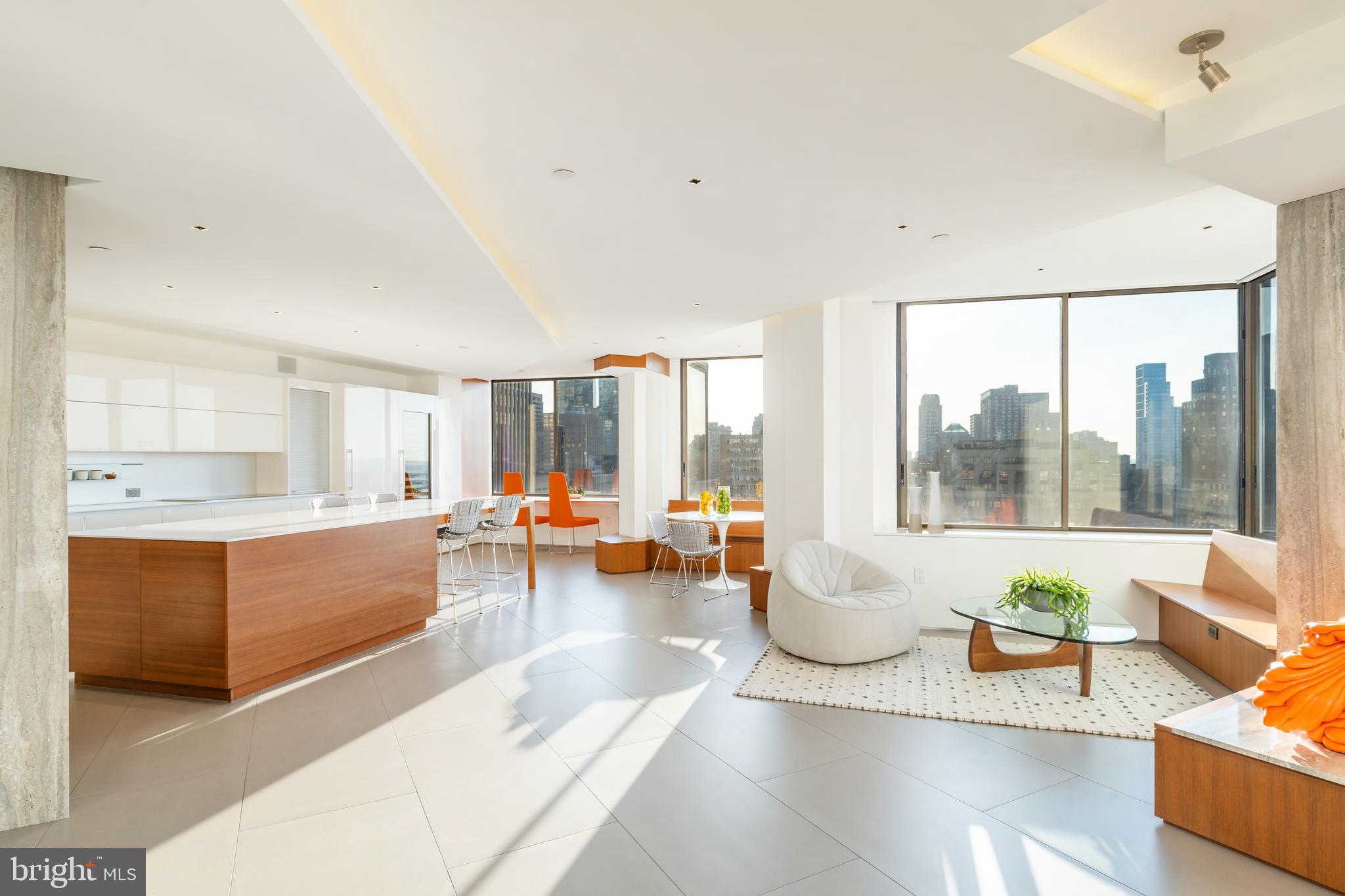 202 W RITTENHOUSE SQUARE 10 2106