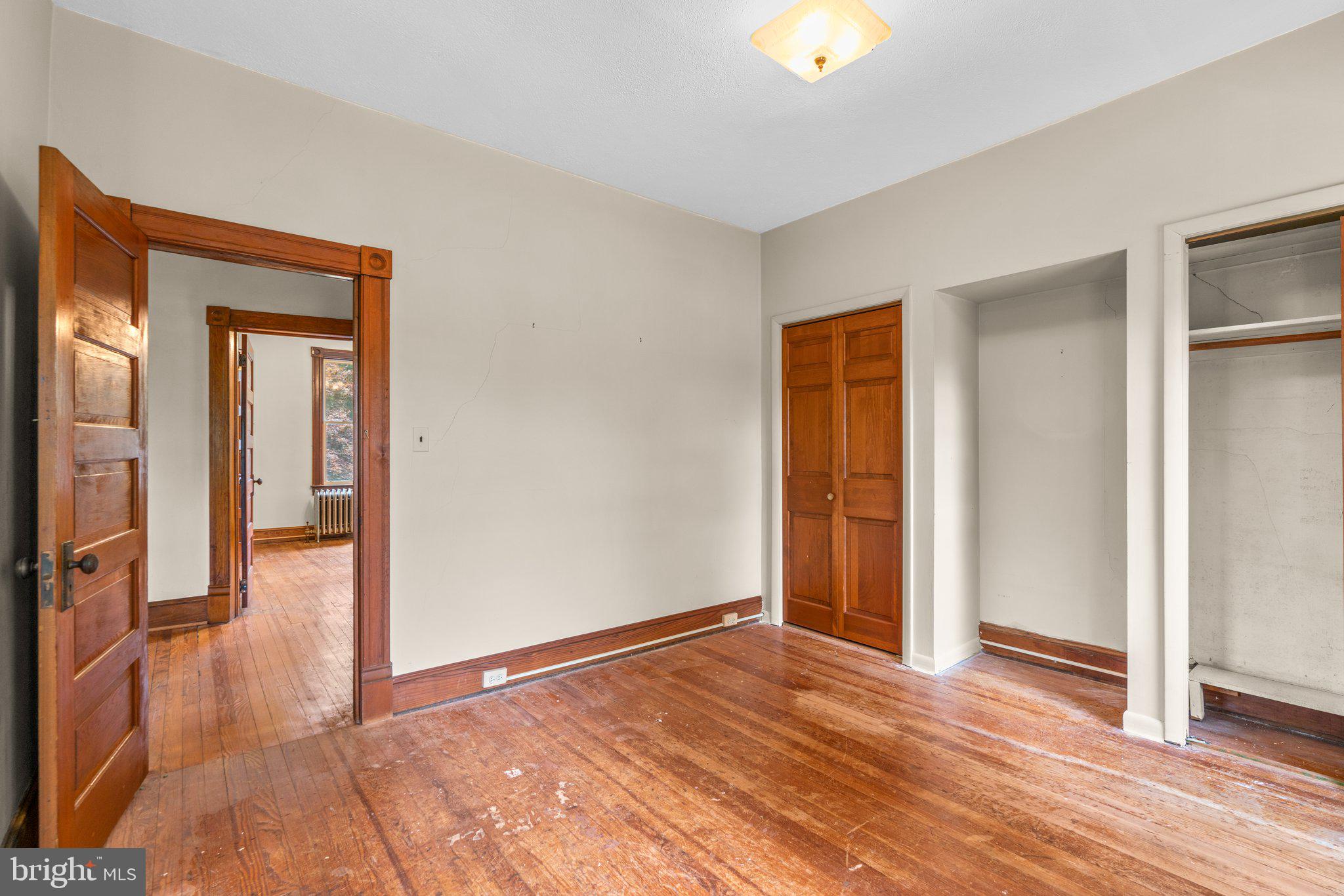 SUNNY ACRES - Residential