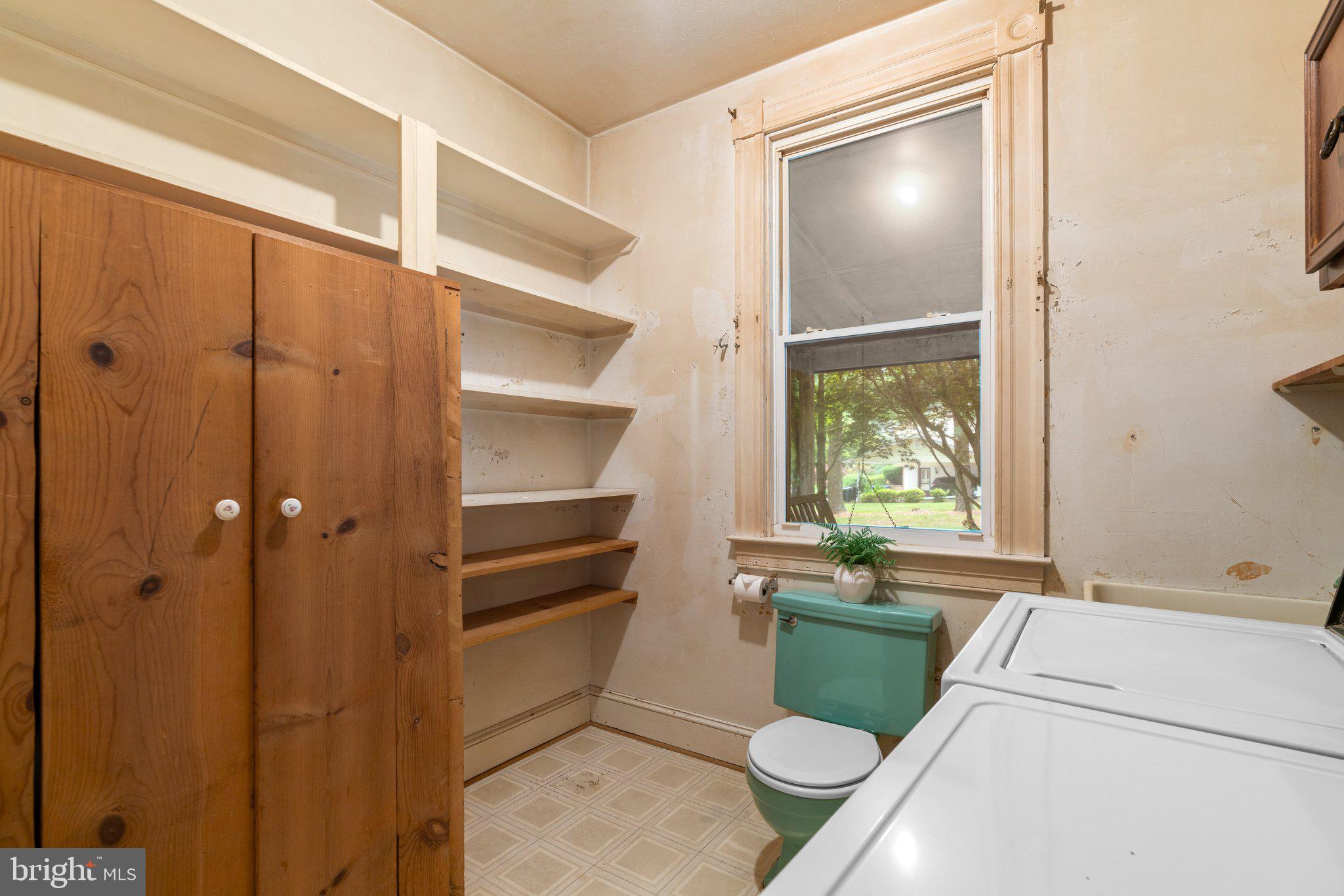 SUNNY ACRES - Residential