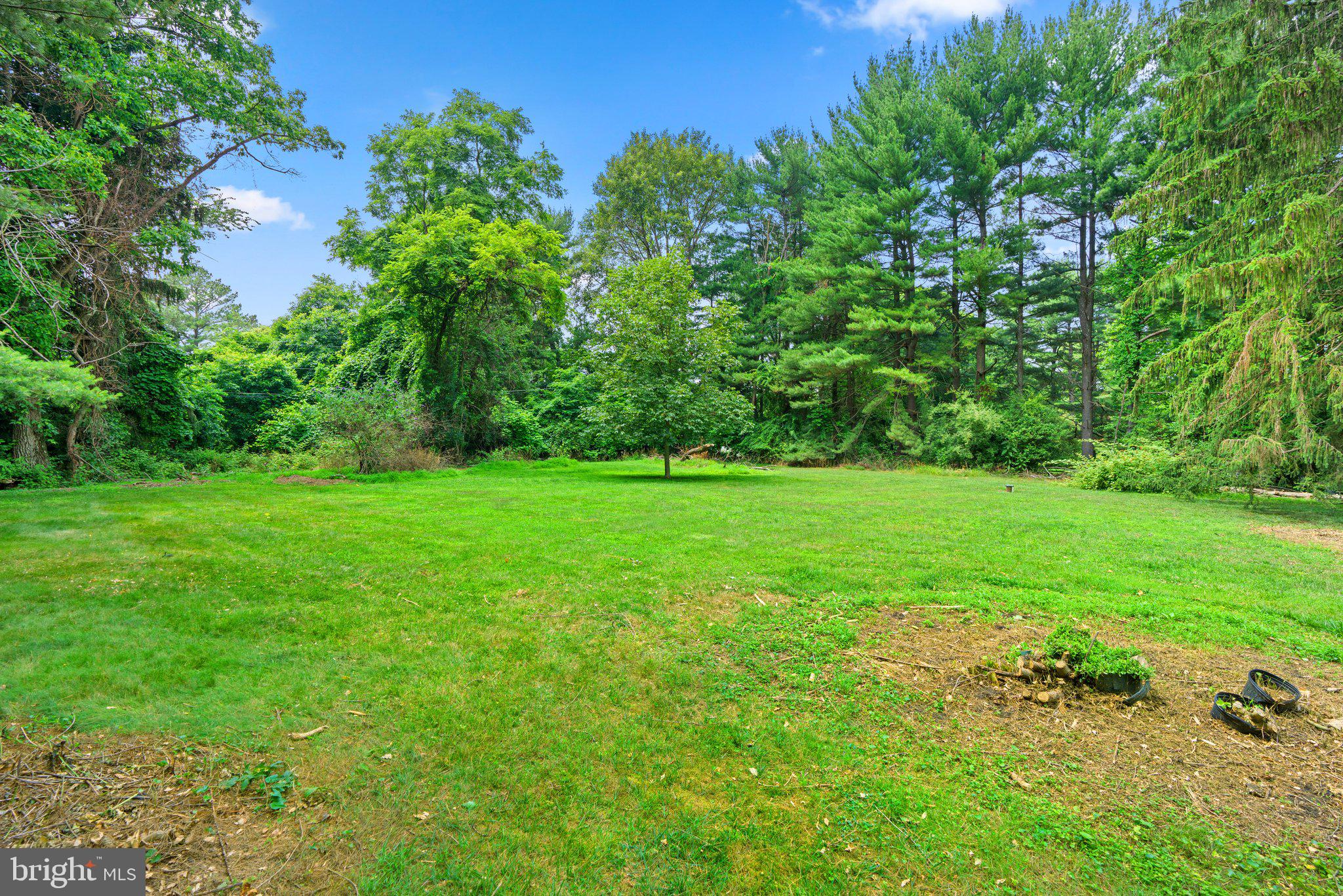 SUNNY ACRES - Residential