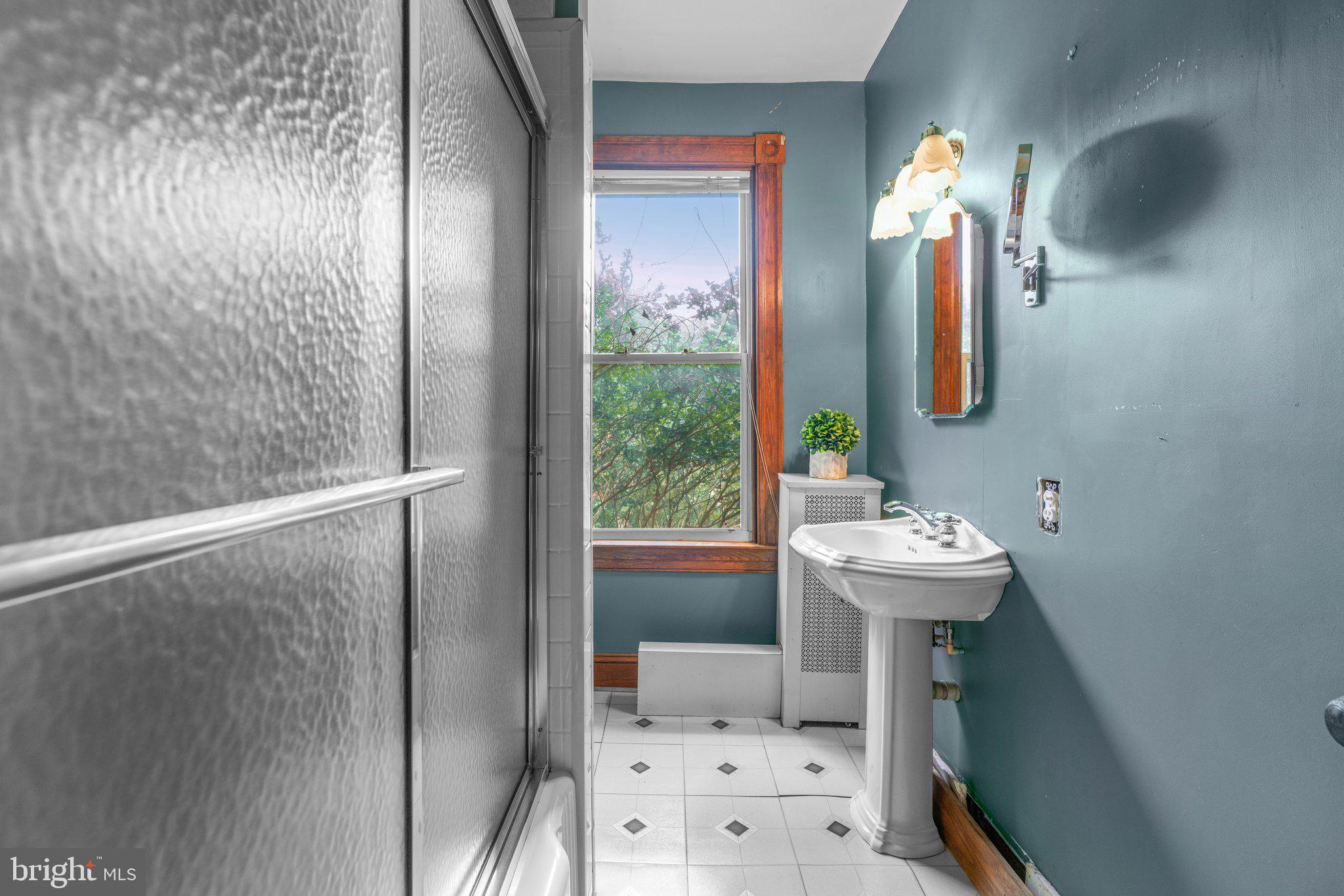 SUNNY ACRES - Residential