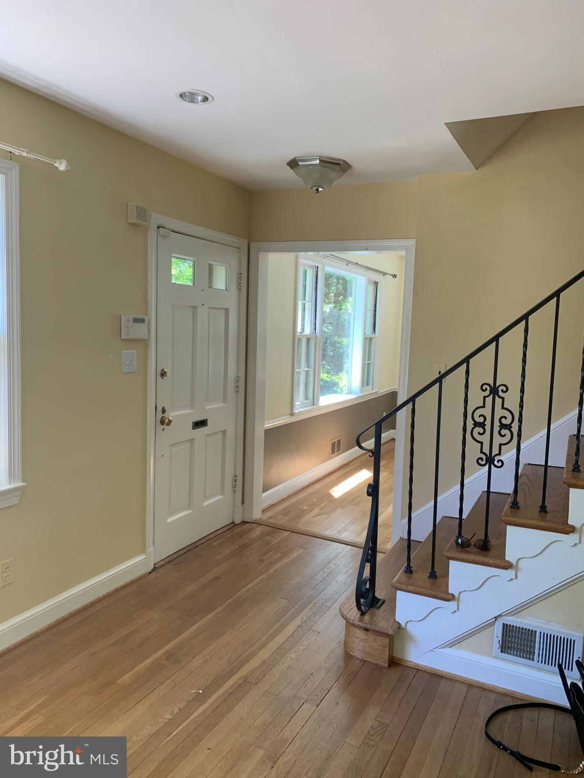 HIGHLAND VIEW PARK - Residential Lease