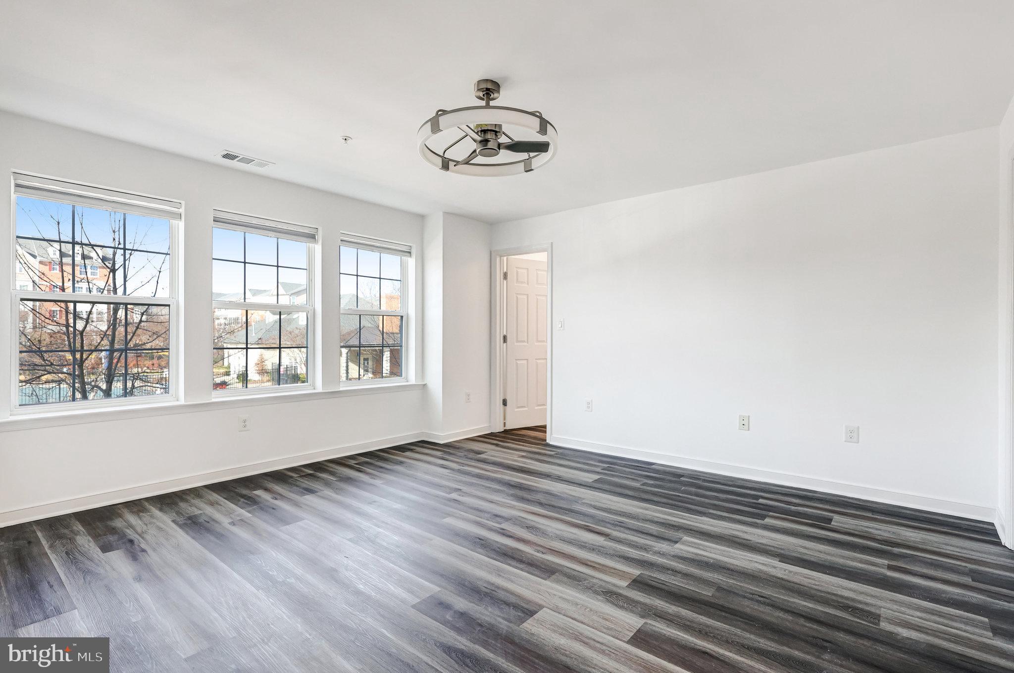 EAST GATE - Residential Lease