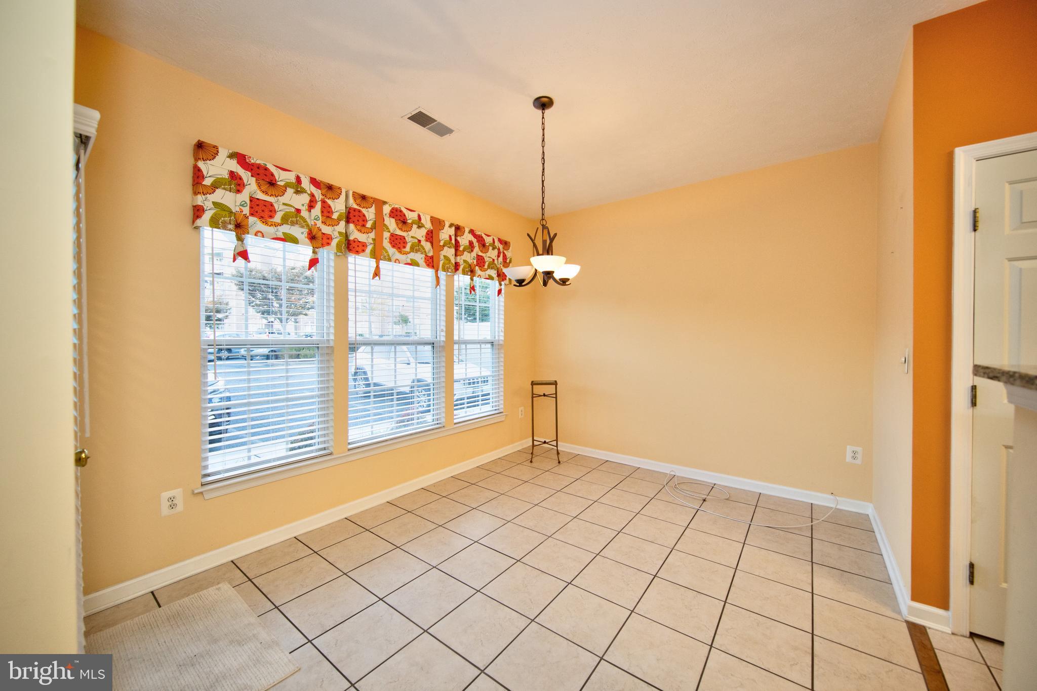 WINDSOR AT PERRY HALL FARMS - Residential