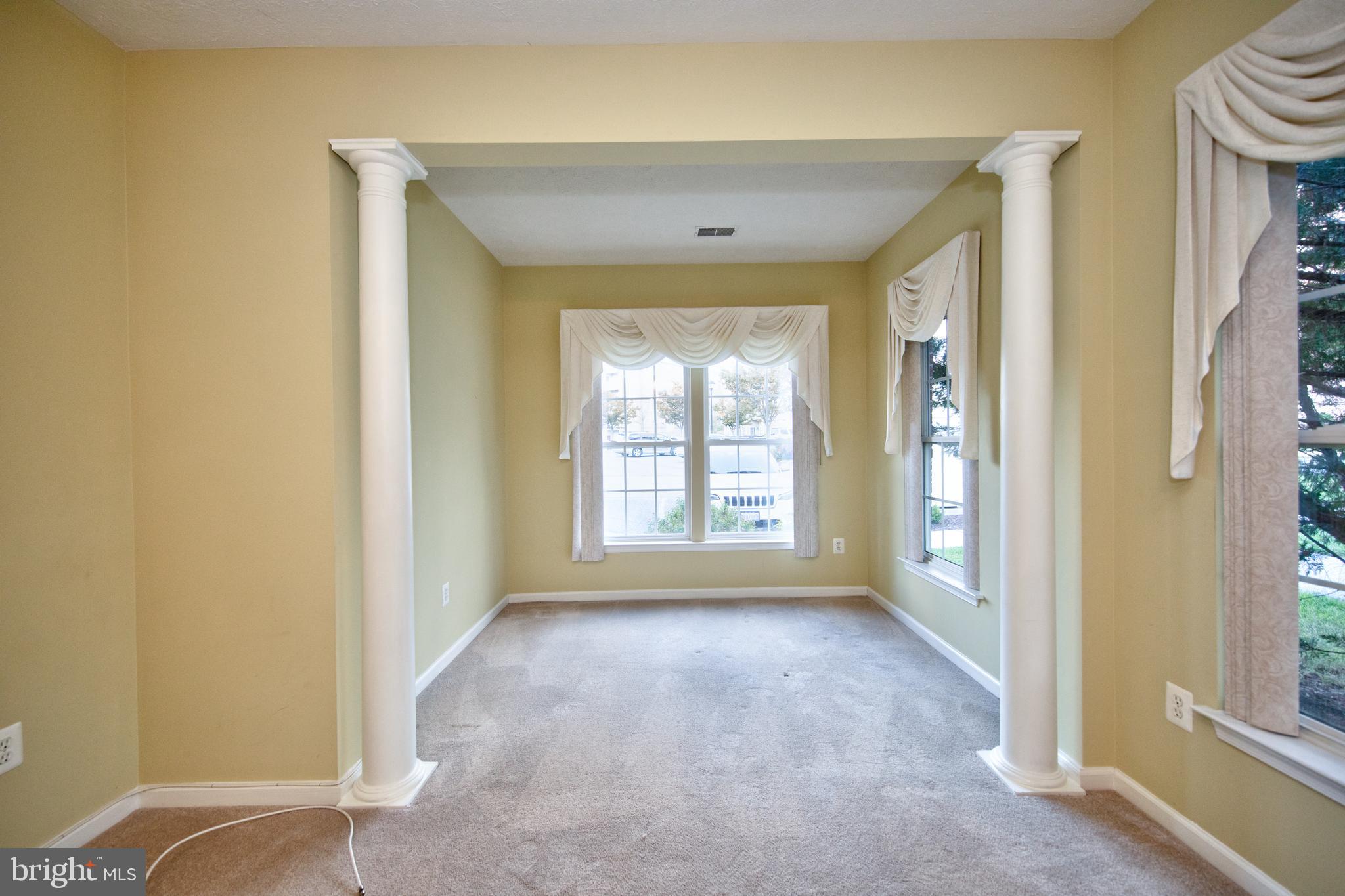 WINDSOR AT PERRY HALL FARMS - Residential