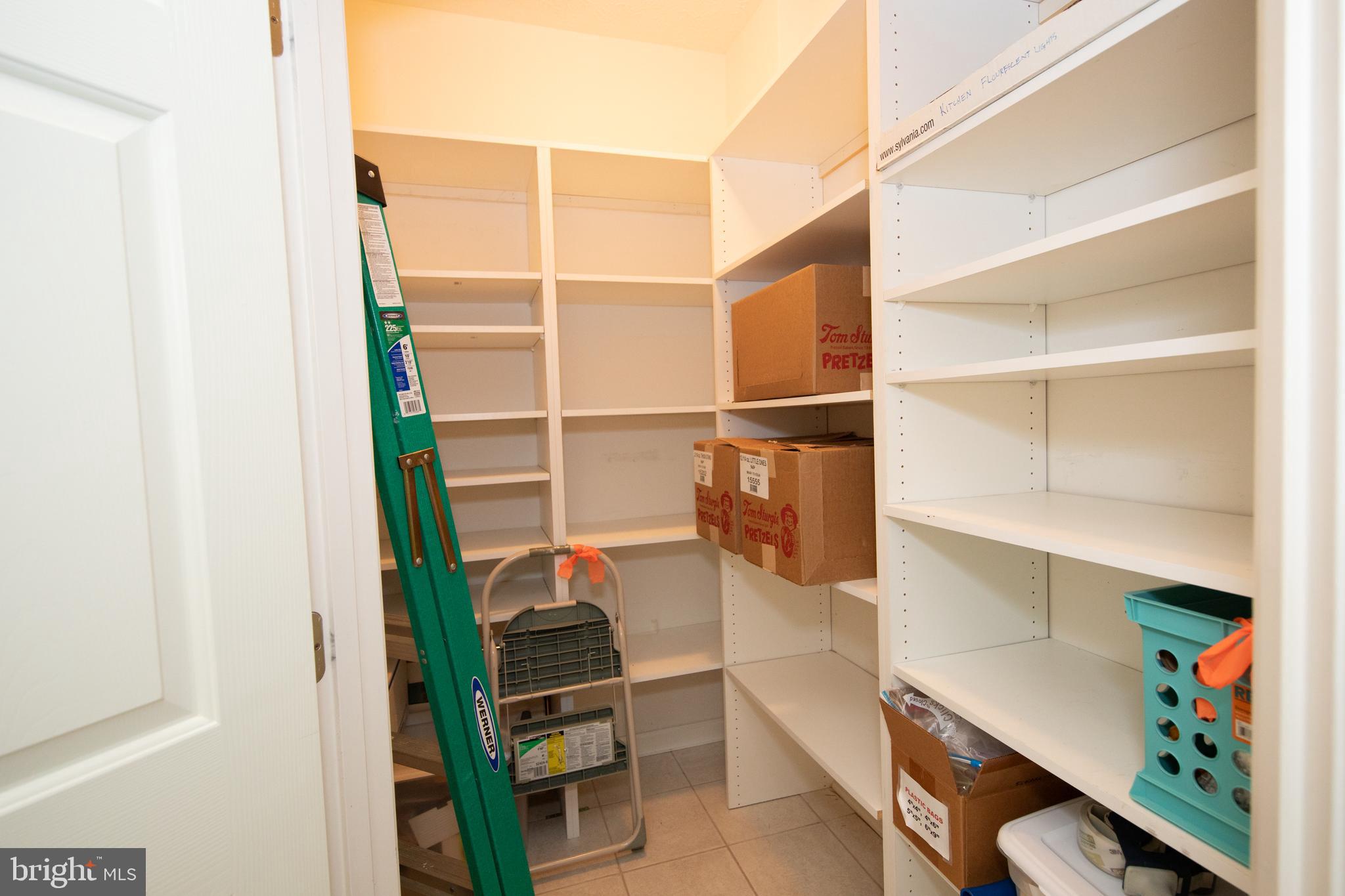 WINDSOR AT PERRY HALL FARMS - Residential