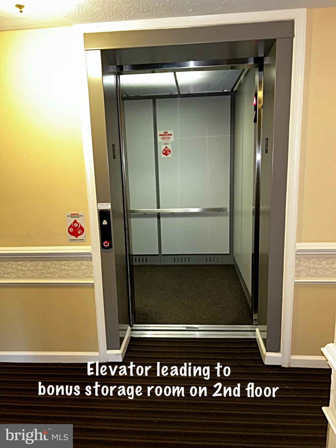 WINDSOR AT PERRY HALL FARMS - Residential