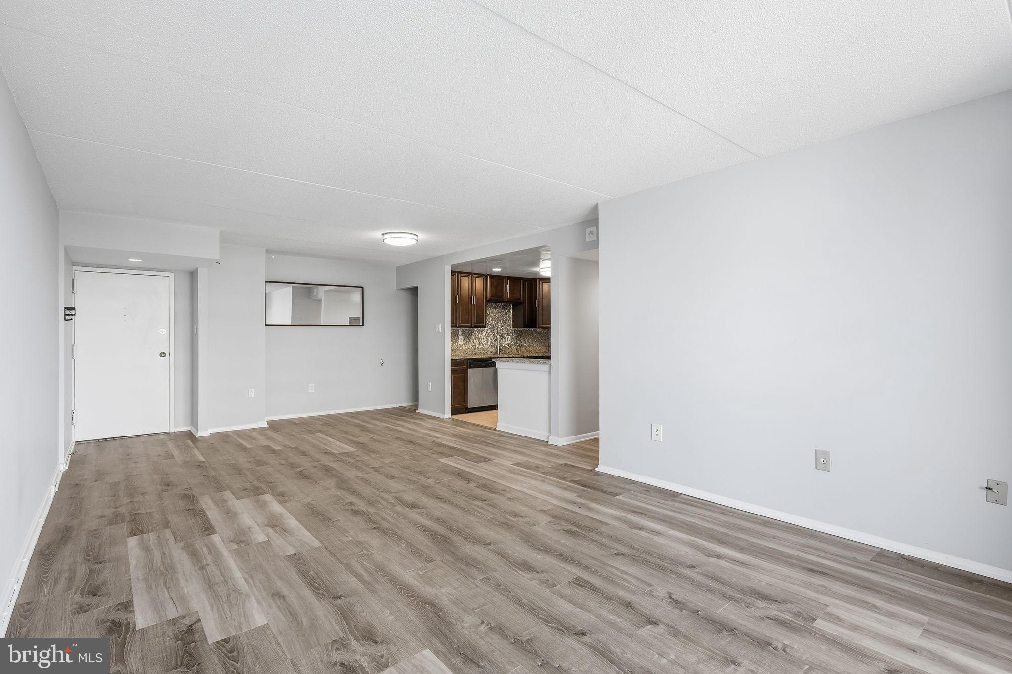 STEVENSON SQUARE - Residential