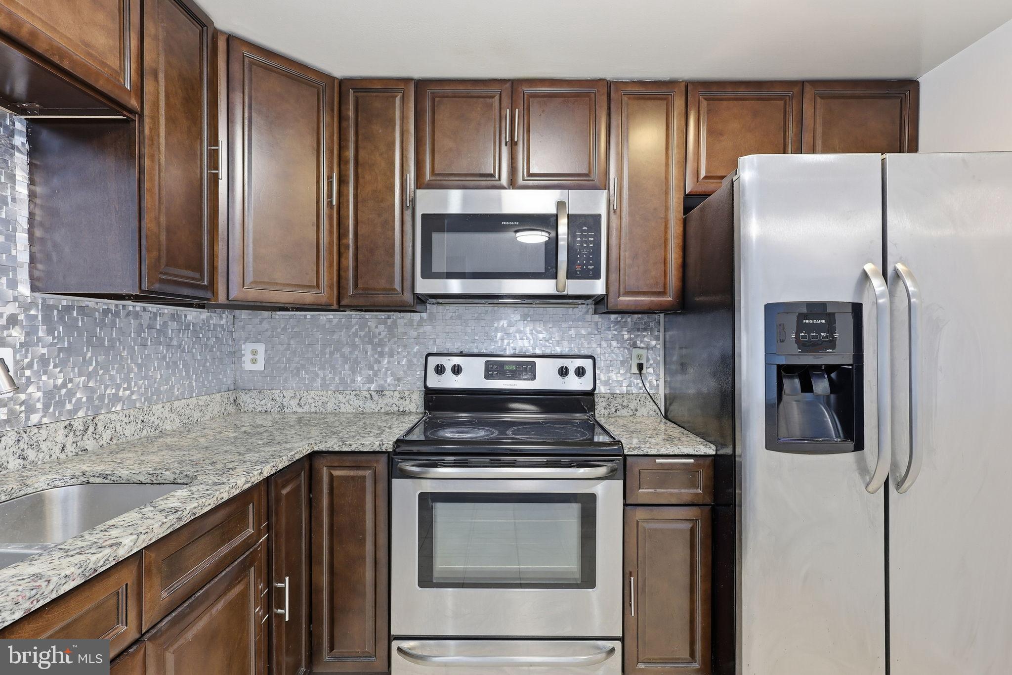 STEVENSON SQUARE - Residential