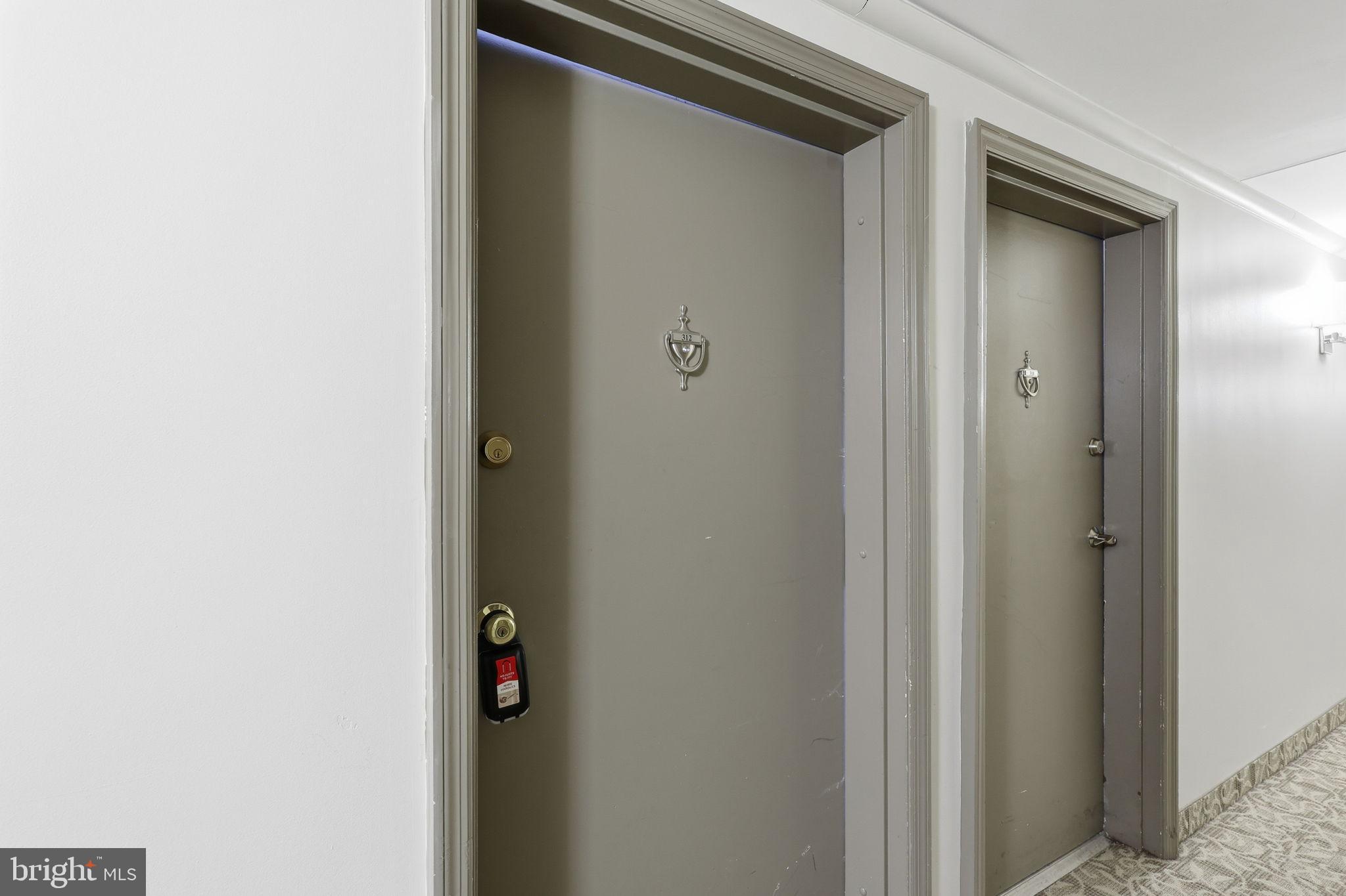 STEVENSON SQUARE - Residential