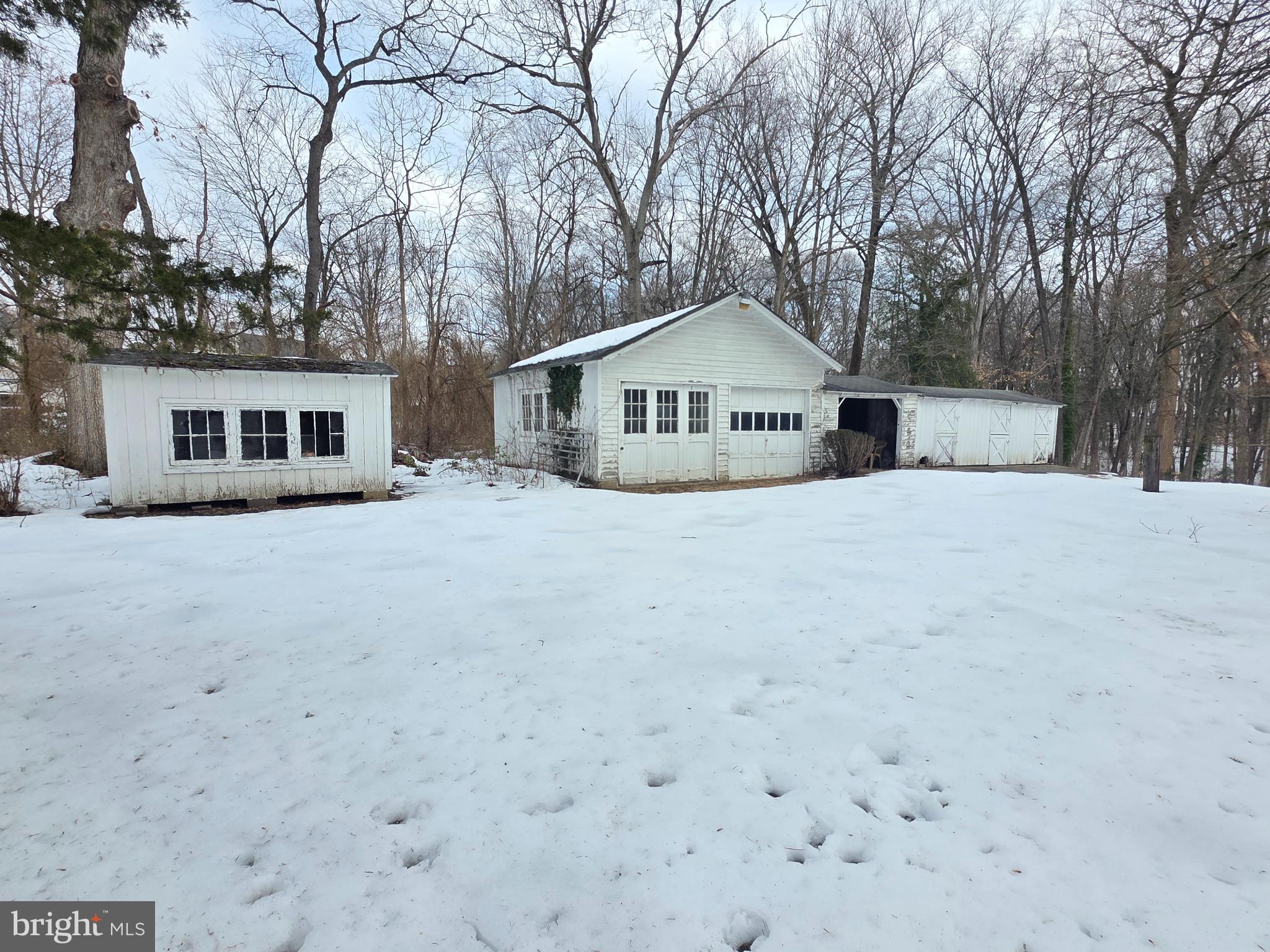 3016 COUNTY HOUSE ROAD