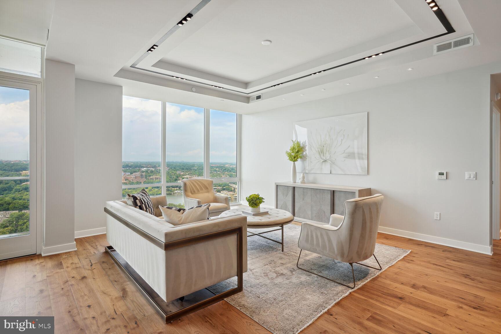 ROSSLYN - Residential