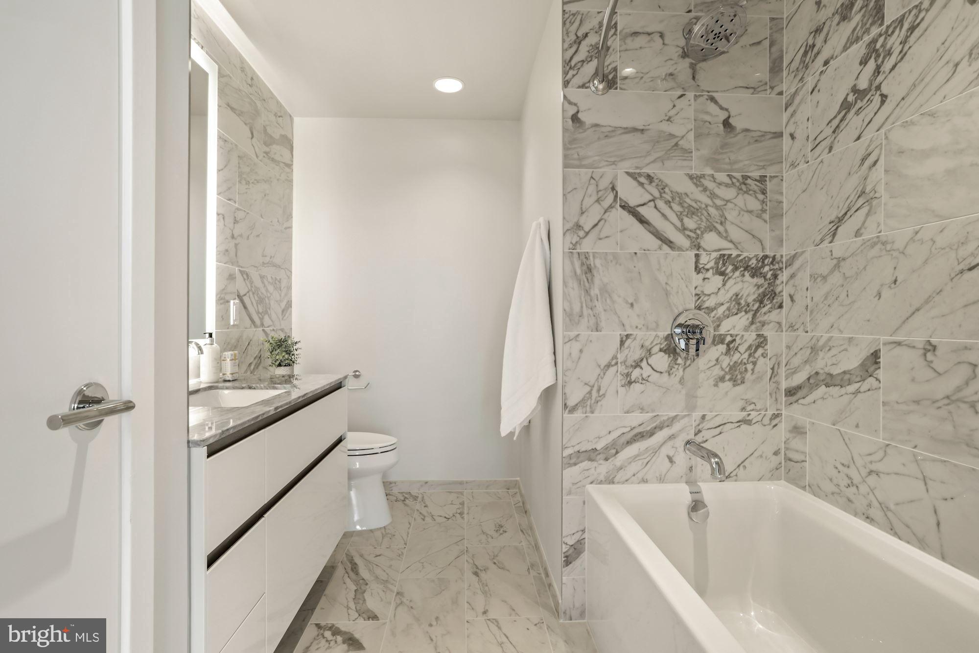 ROSSLYN - Residential