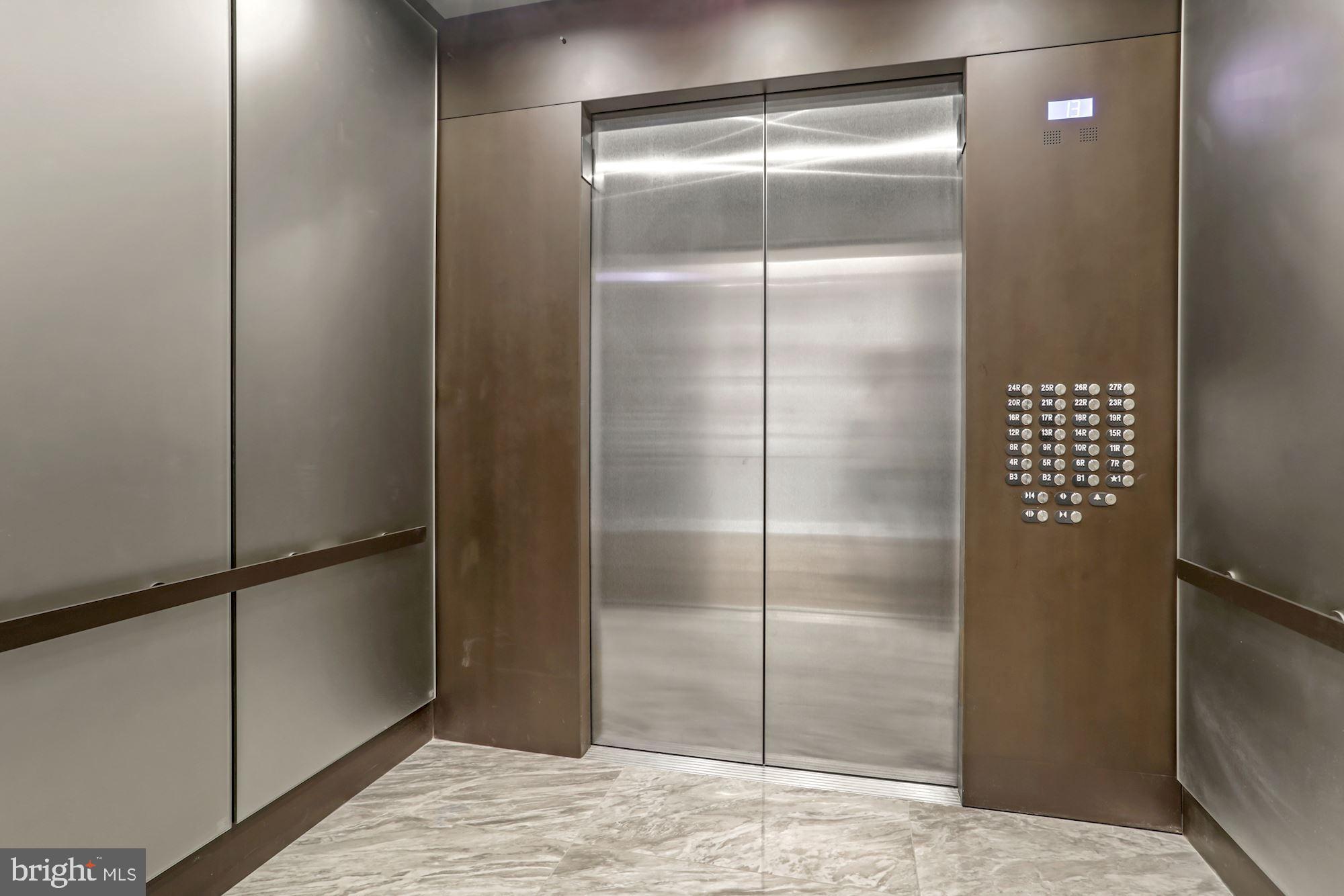 ROSSLYN - Residential