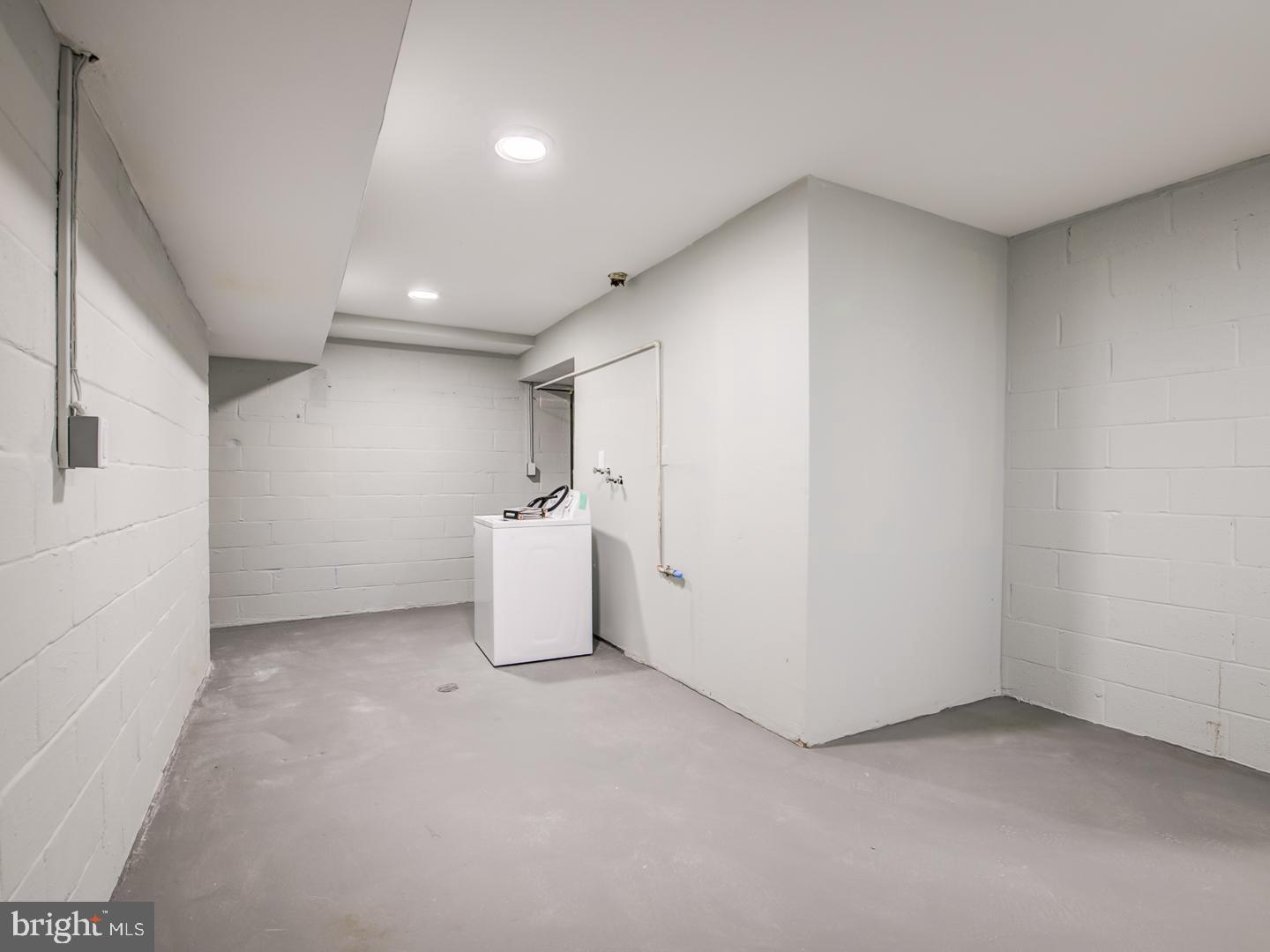 FAIRFAX HERITAGE - Residential Lease